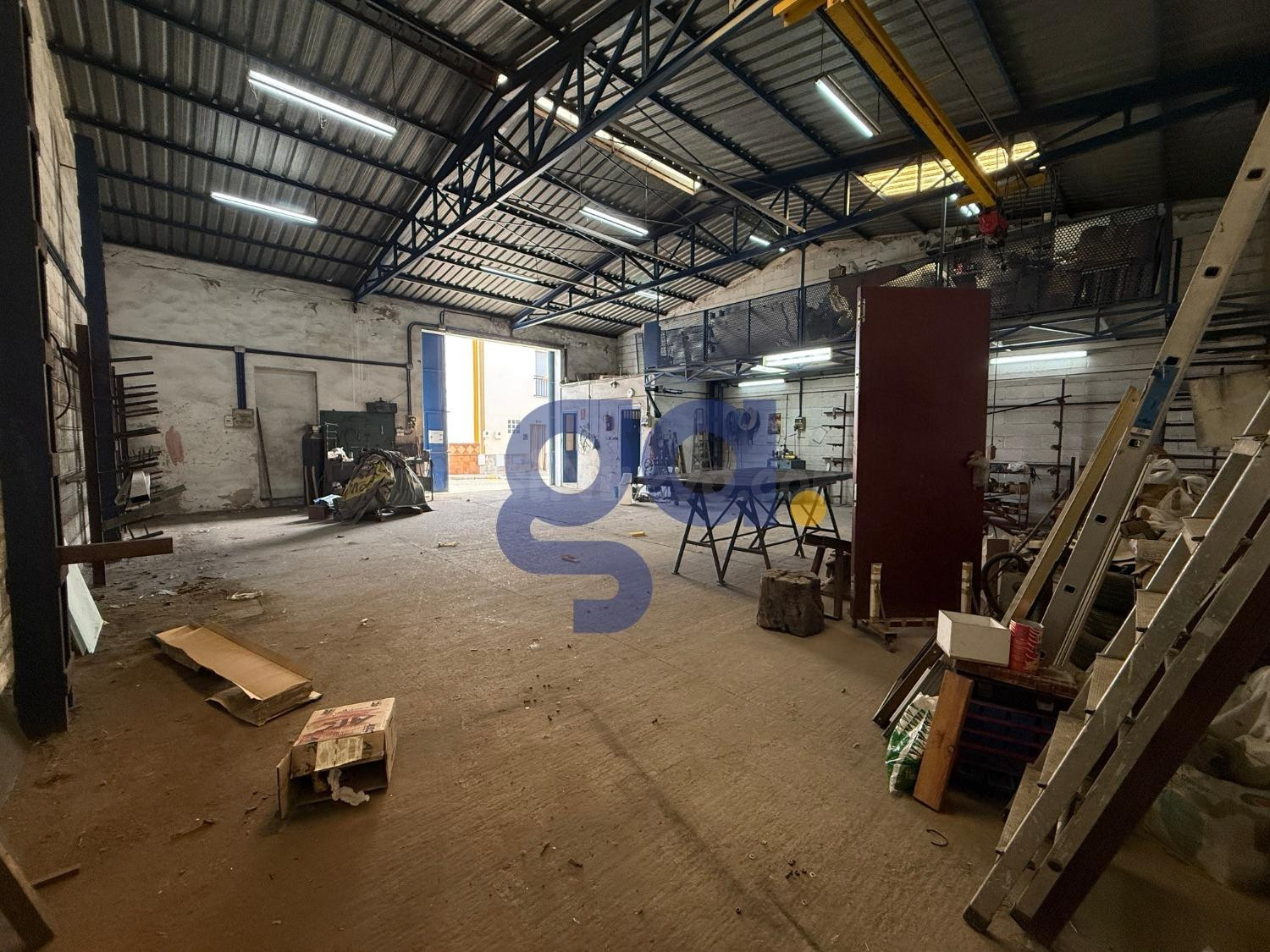 Nave en venta en Paterna del Campo - foto 4