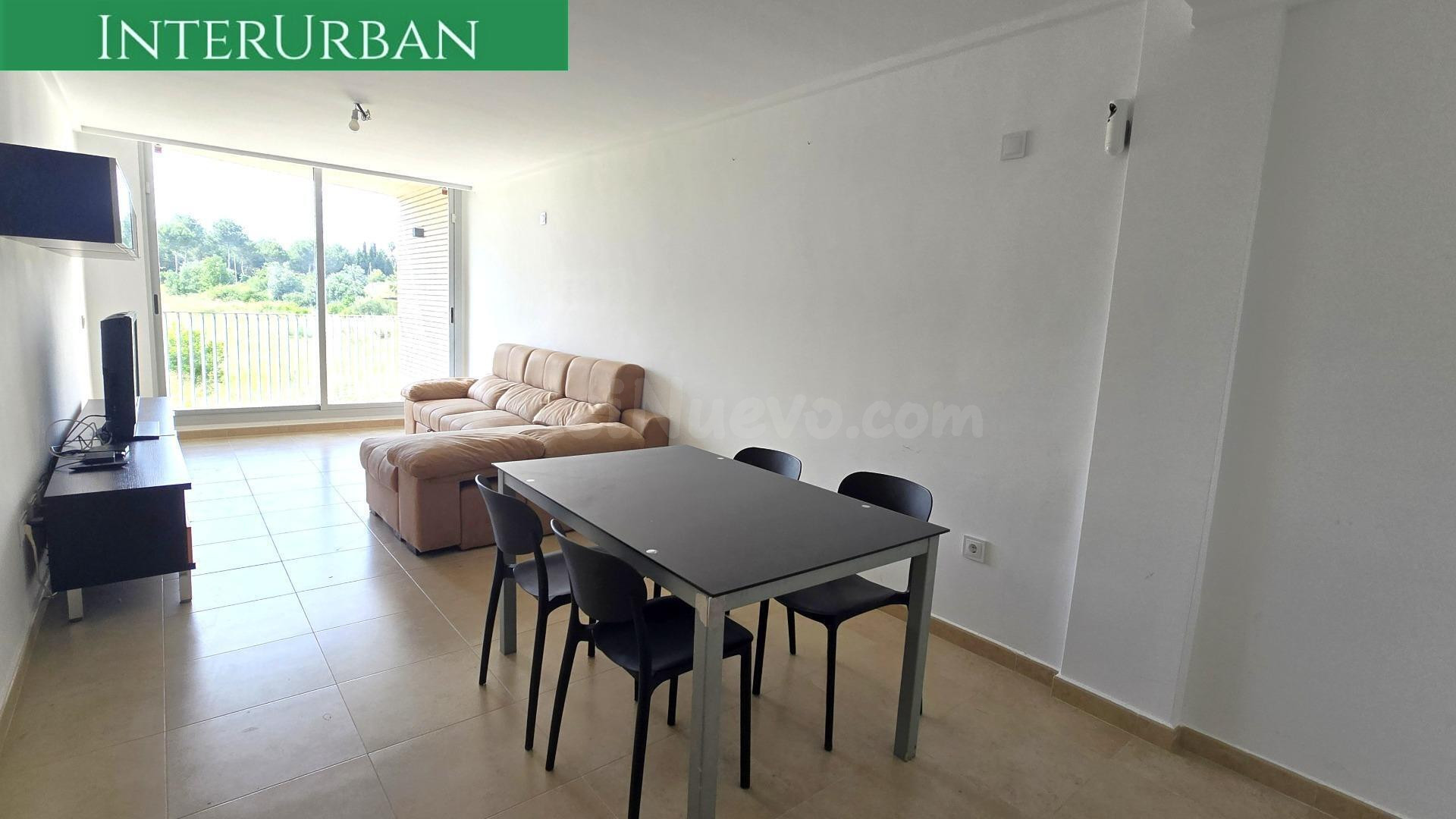 EXCLUSIVA - Luminoso y moderno piso de 3 habitaciones con garaje en Vilamarxant