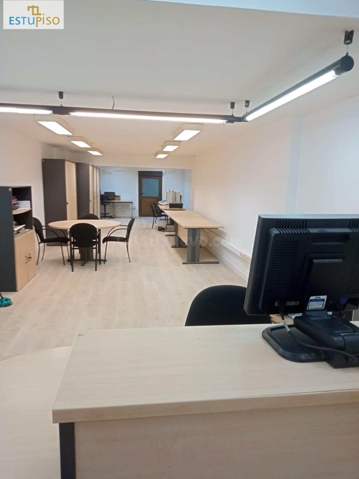 EXCLUSIVA - LOCAL COMERCIAL EN OLAGUIBEL 64- da a dos calles - OLAGUIBEL Y CENTRO CIVICO JUDIMENDI