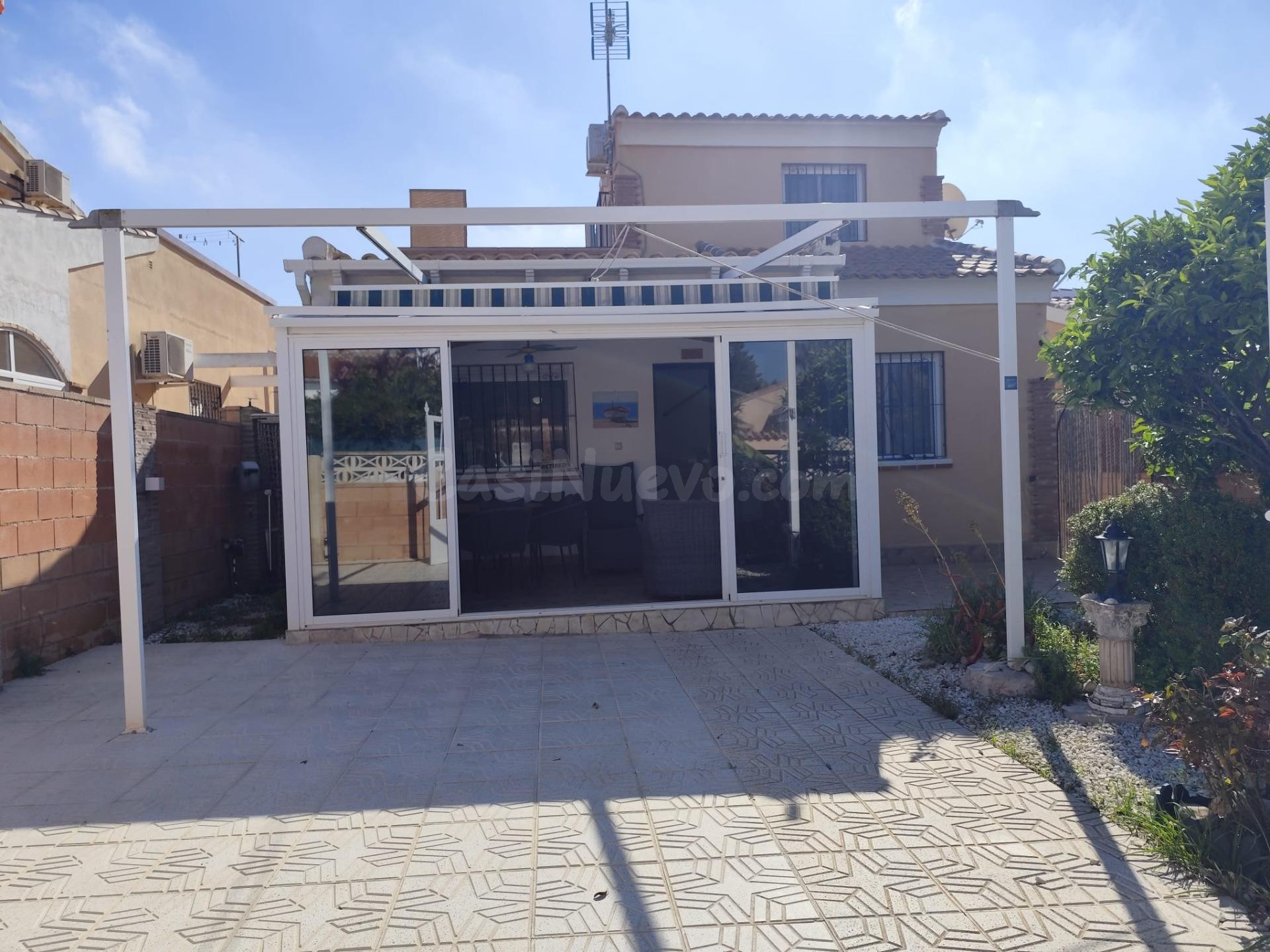 Chalet Independiente en La Florida - Espacio, Comodidad y Oportunidades