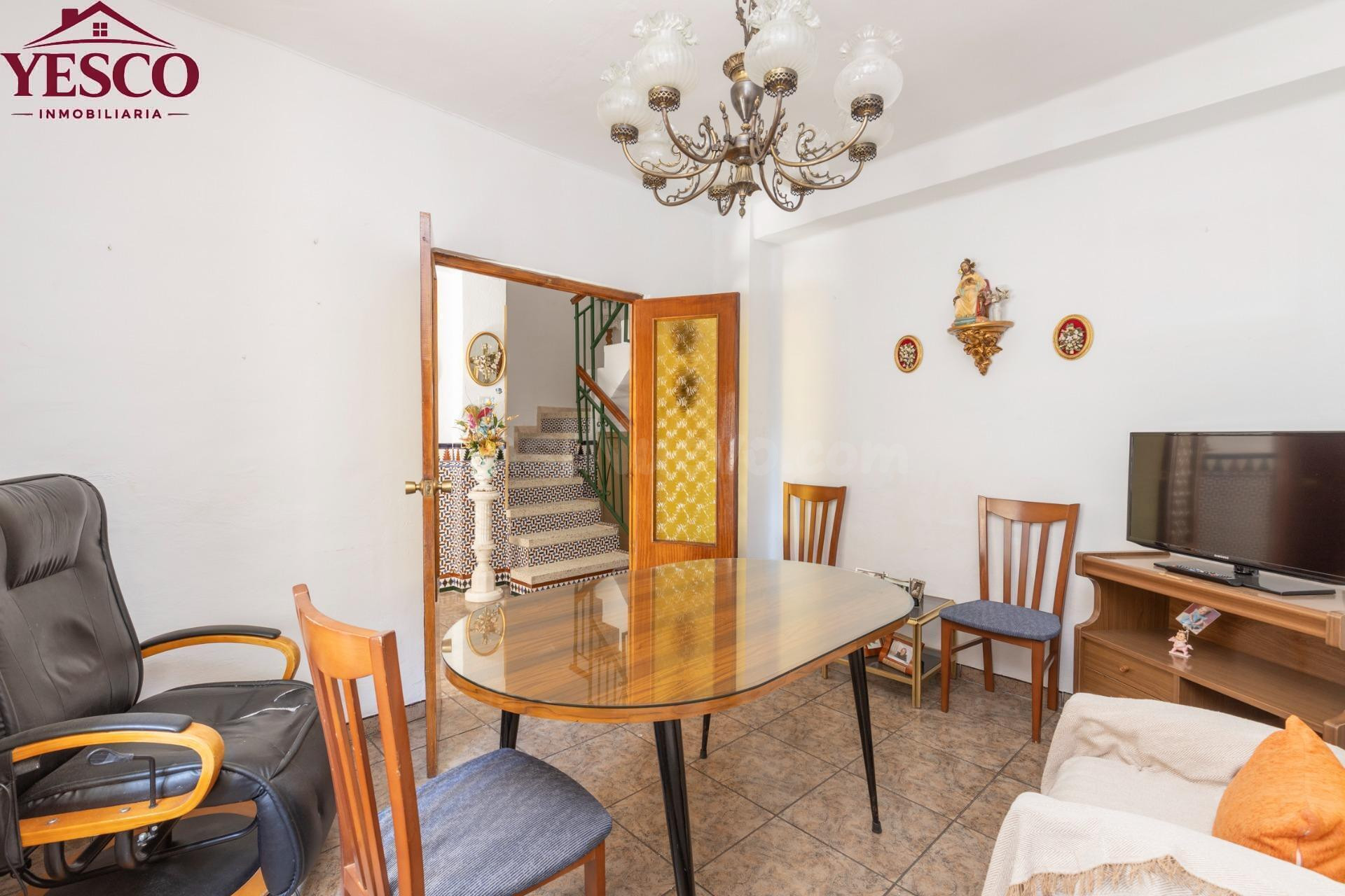 Adosado 5 habitaciones 233m² en venta - Sierra de huetor y l