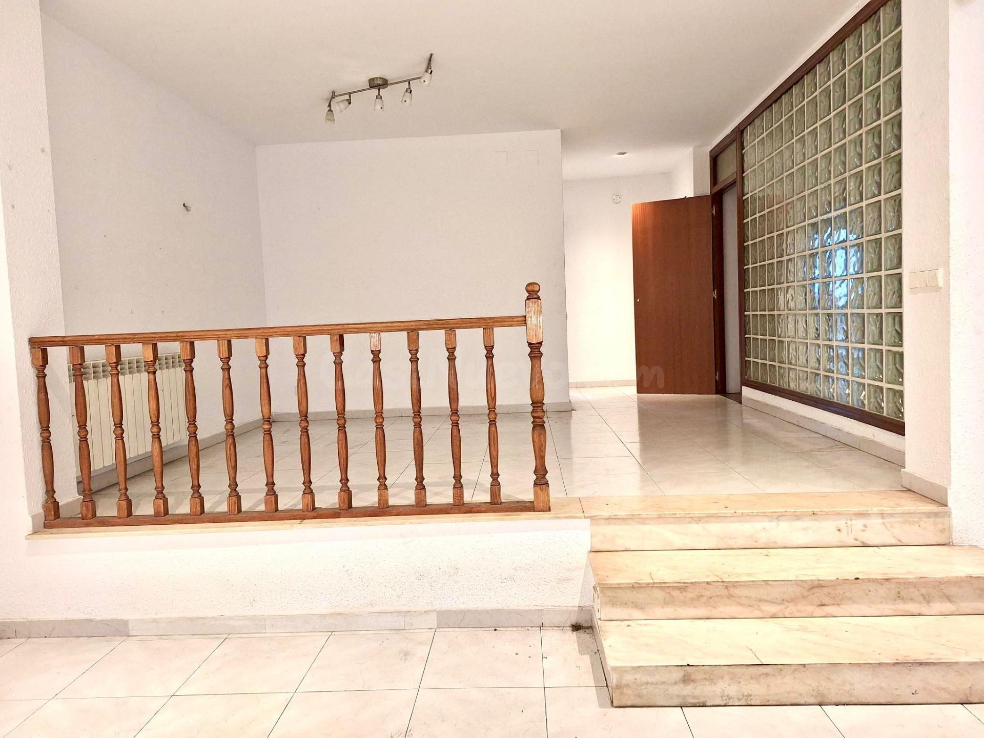 Casa 5 habitaciones 608m² en venta - Mercat - foto 3