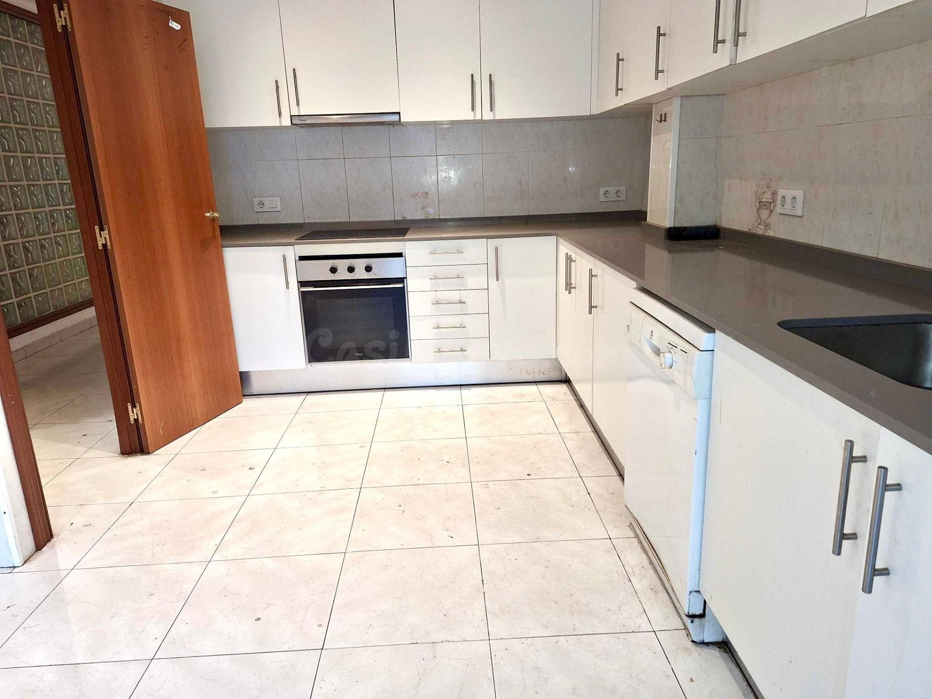 Casa 5 habitaciones 608m² en venta - Mercat - foto 4