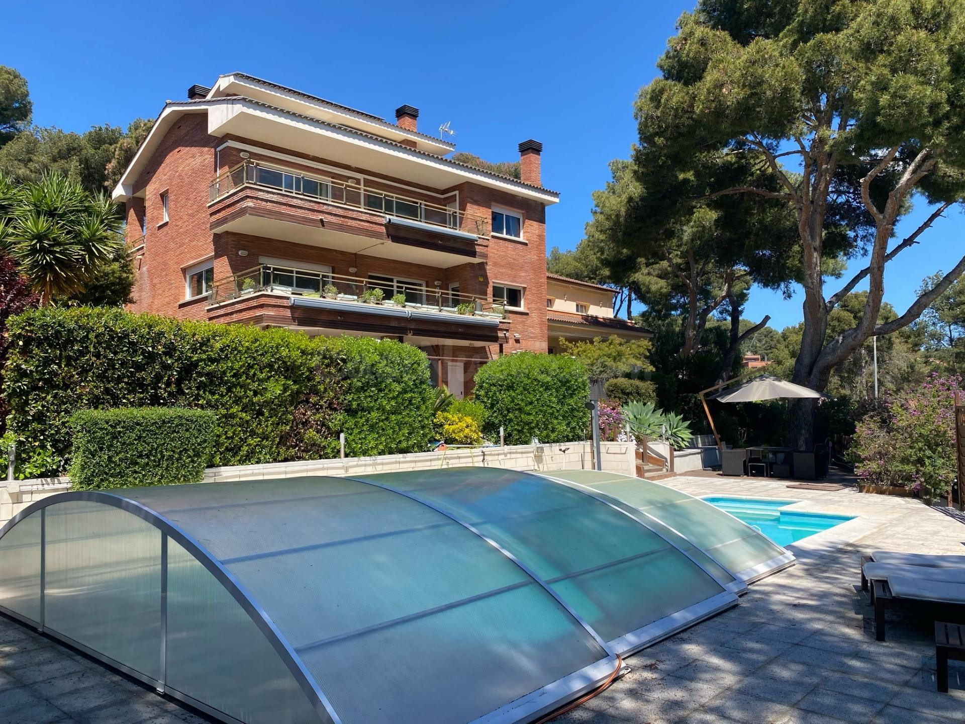Casa 7 habitaciones 531m² en venta - Muntanyeta