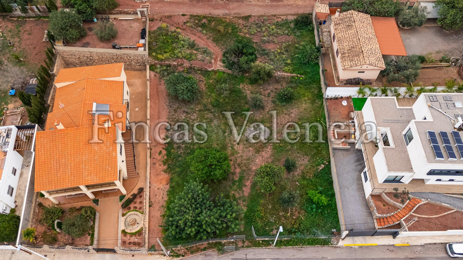 SOLAR URBANO EN TORRES TORRES