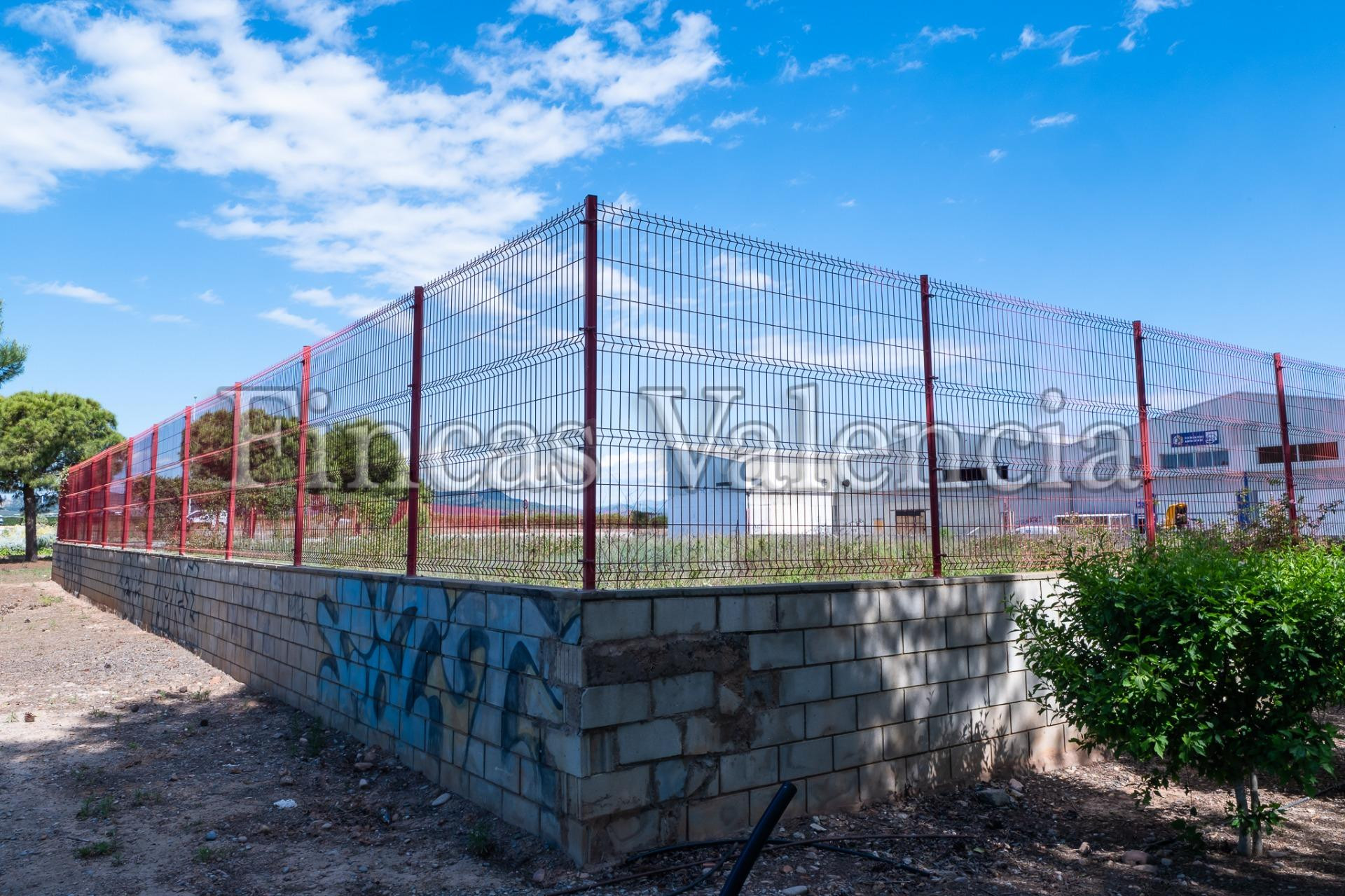 SOLAR EN POLIGONO INDUSTRIAL CANET DE BERENGUER