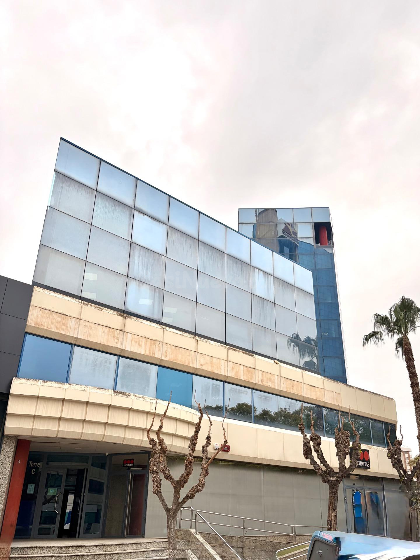Oficinas en edificio exclusivo de uso profesional junto al centro de Murcia