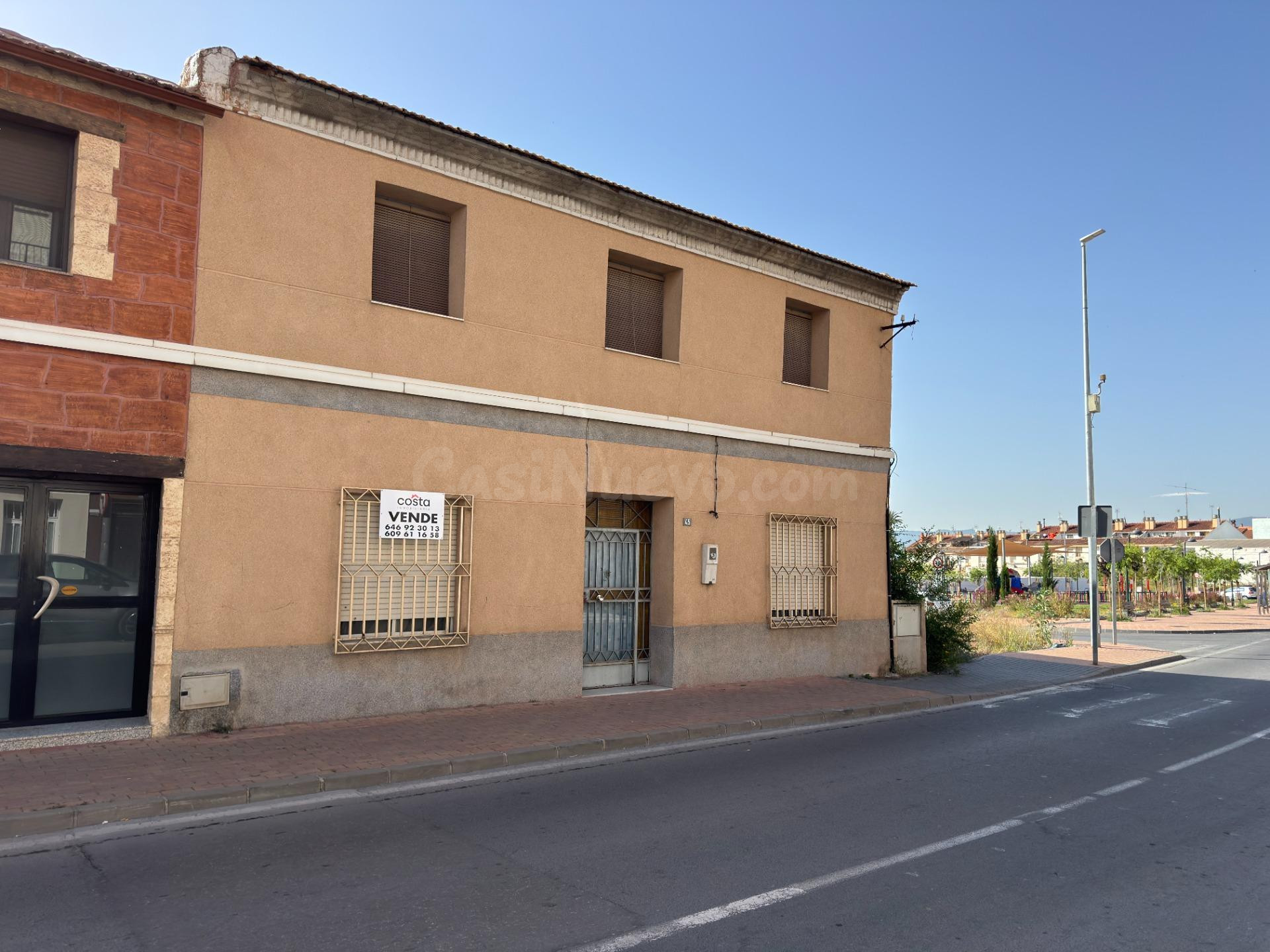 Se vende casa ubicada en el centro de la pedanía de Guadalupe