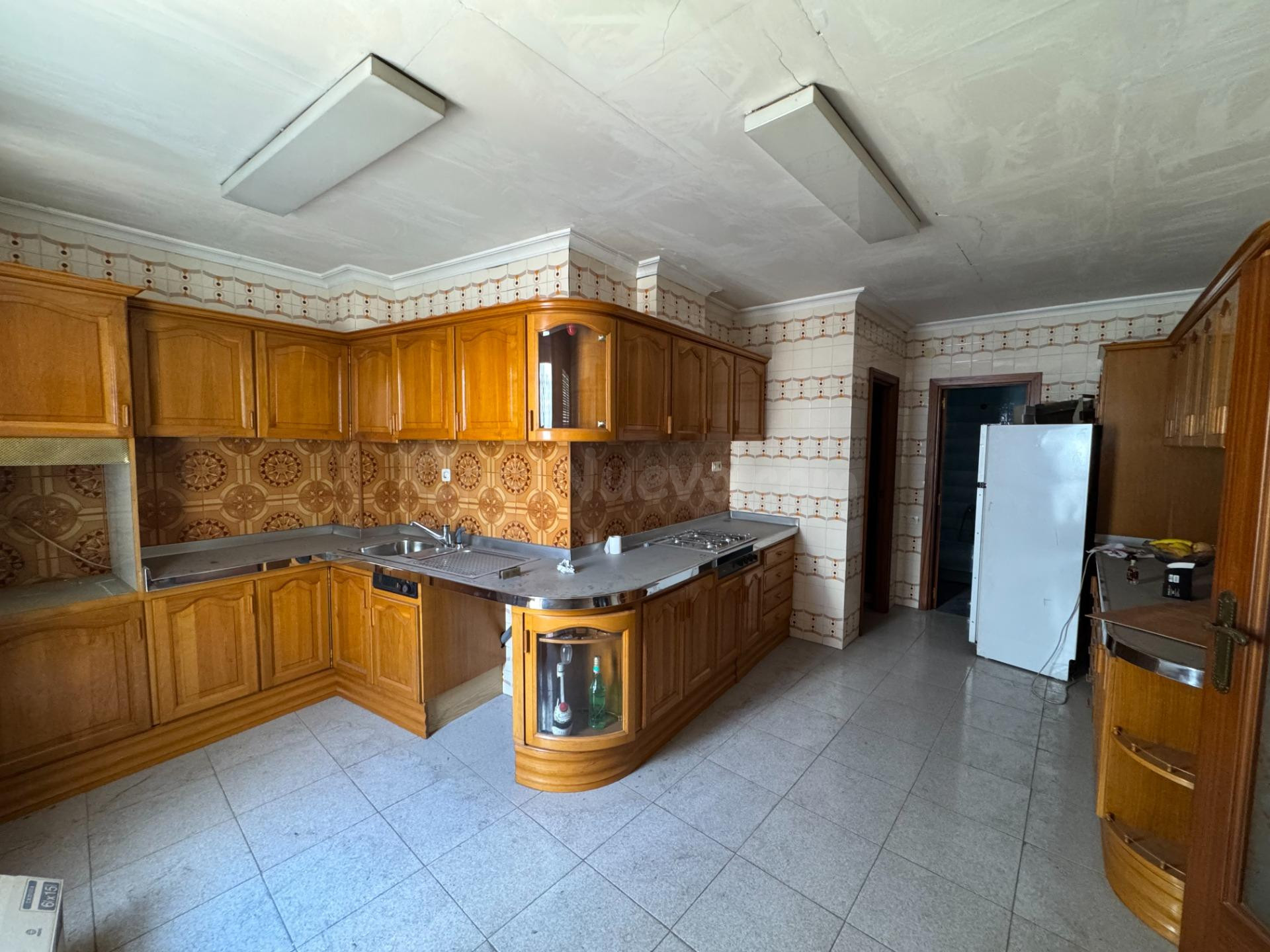 Se vende dos casas y local en la Ñora, Murcia.