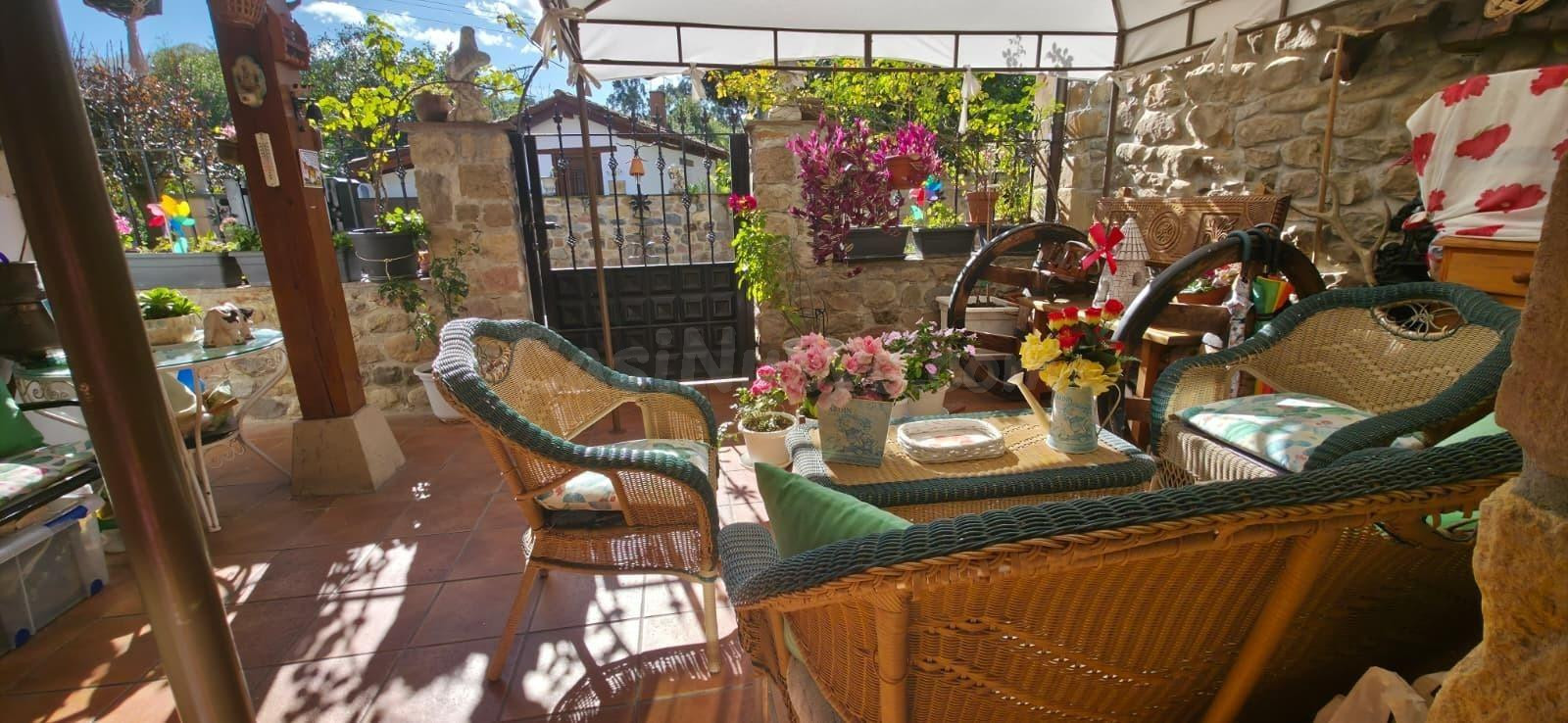 Casa de piedra y madera con dos terrazas en el corazon de Re - foto 4