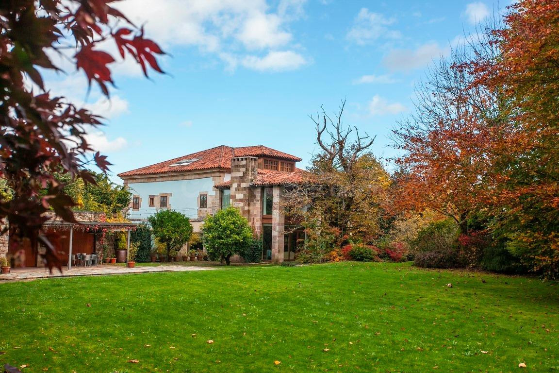 Exclusiva casona-palacio en Herrera de Ibio, a 15 minutos de - foto 3