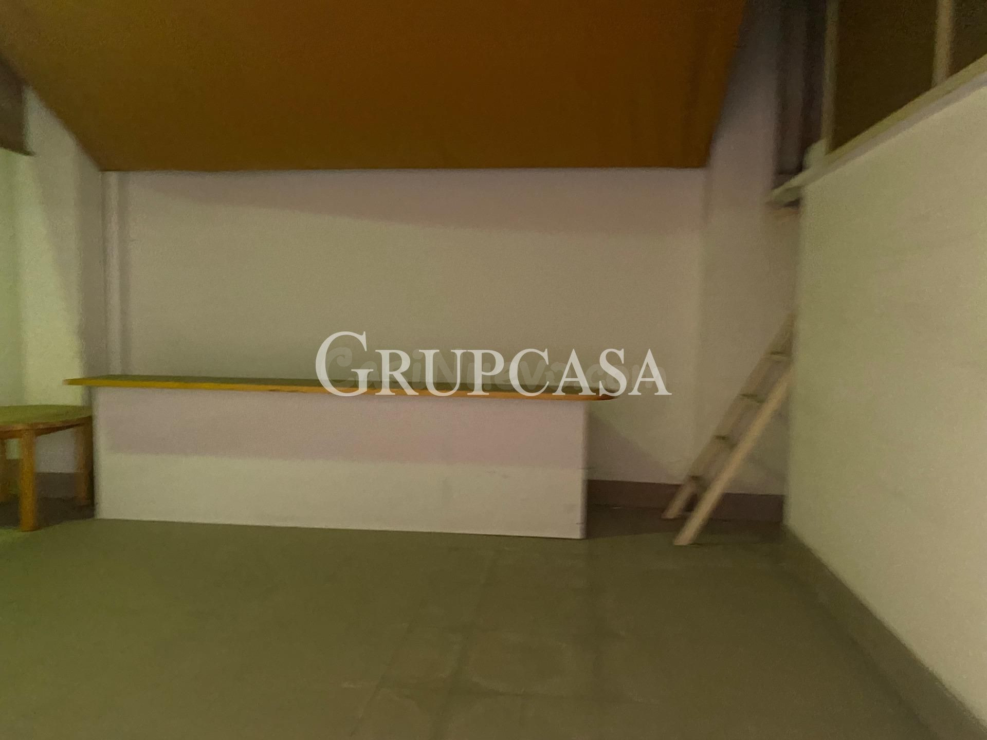 Local comercial 320m² en venta - BORDETA - foto 5