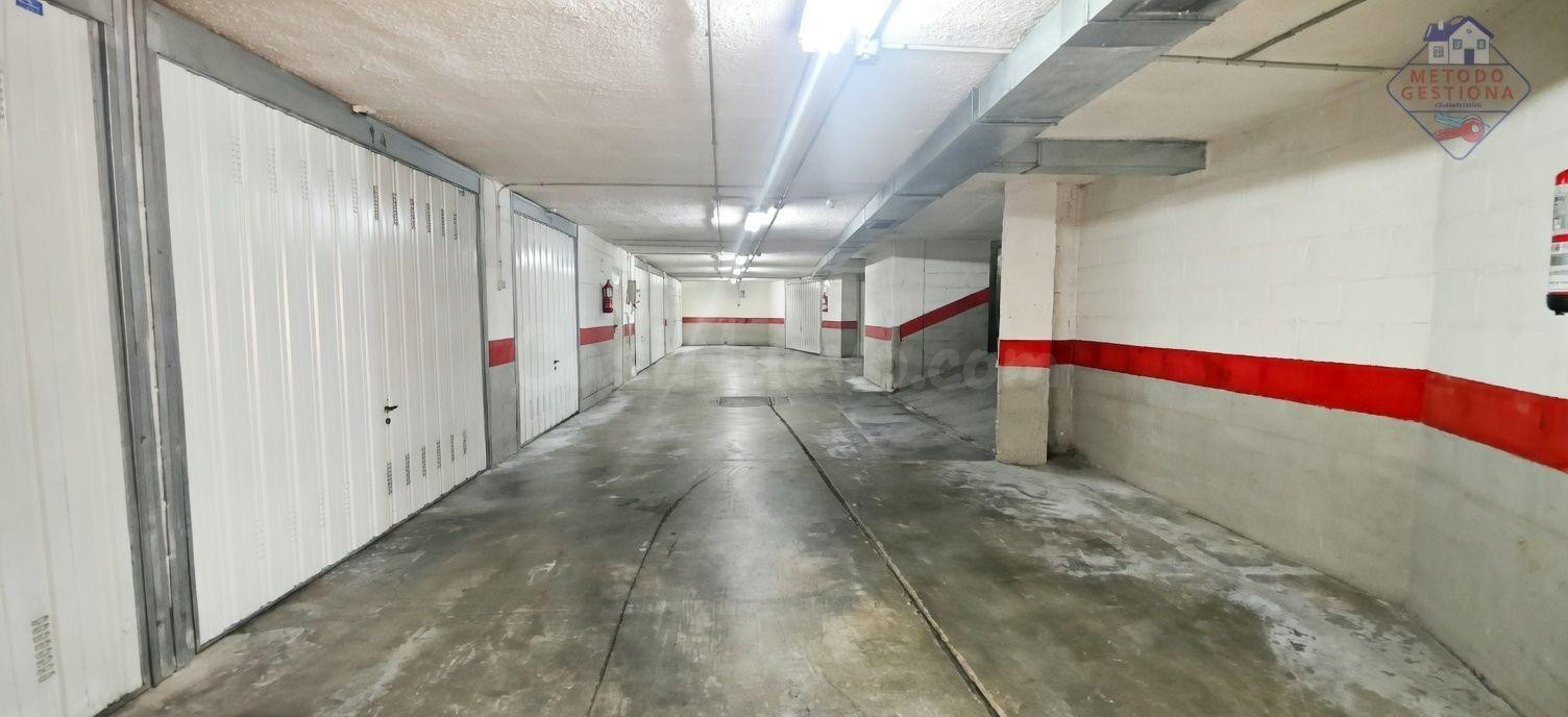 Garaje cerrado en venta en Torrelavega