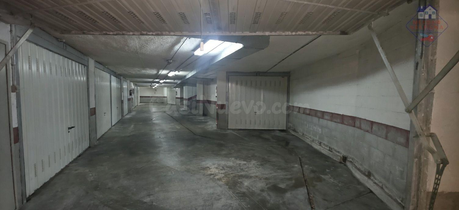 Garaje cerrado en venta en Torrelavega - foto 4