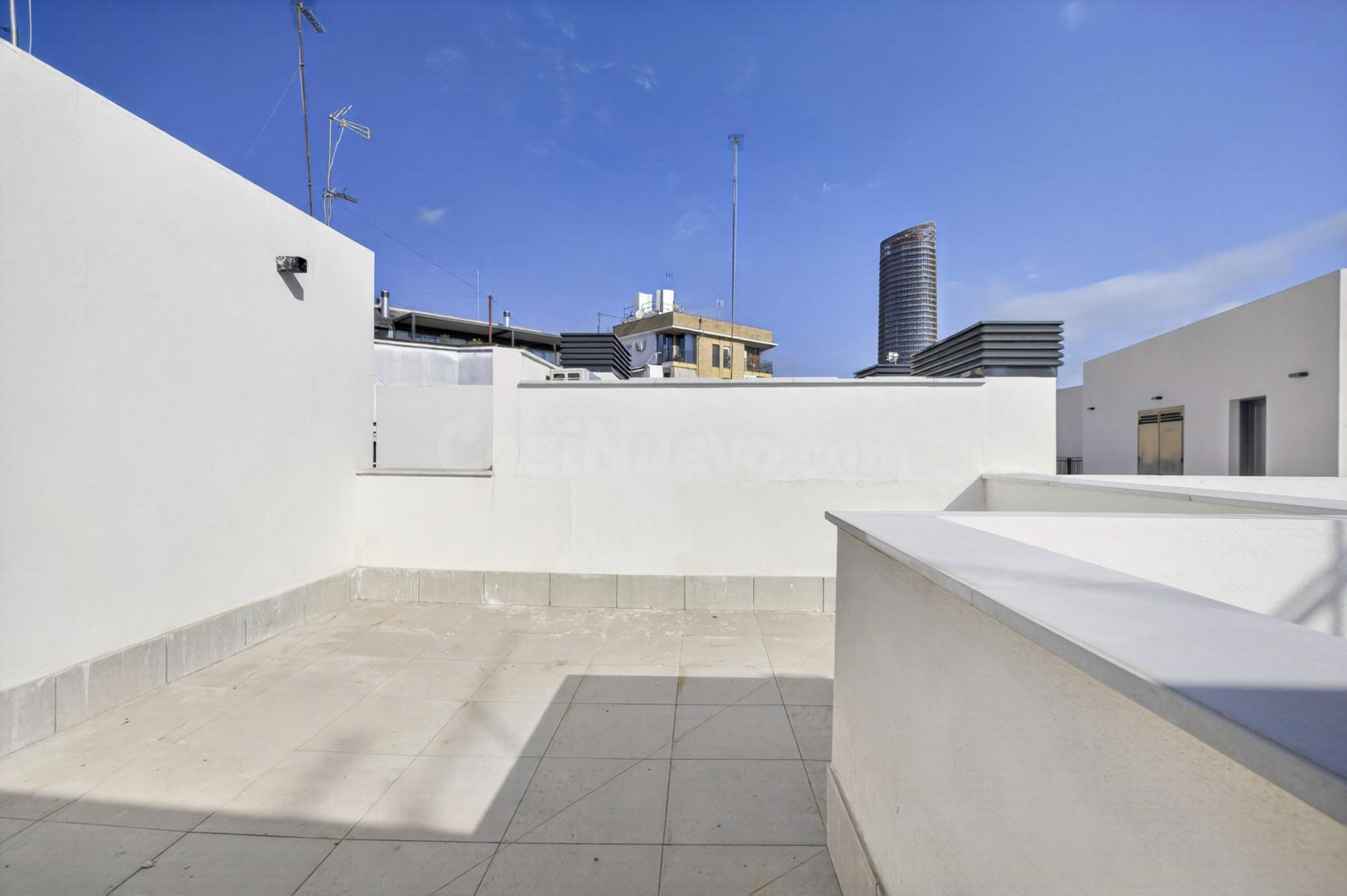 ✨ EXCLUSIVA OBRA NUEVA EN TRIANA – ÚLTIMO DUPLEX DISPONIBLE ✨