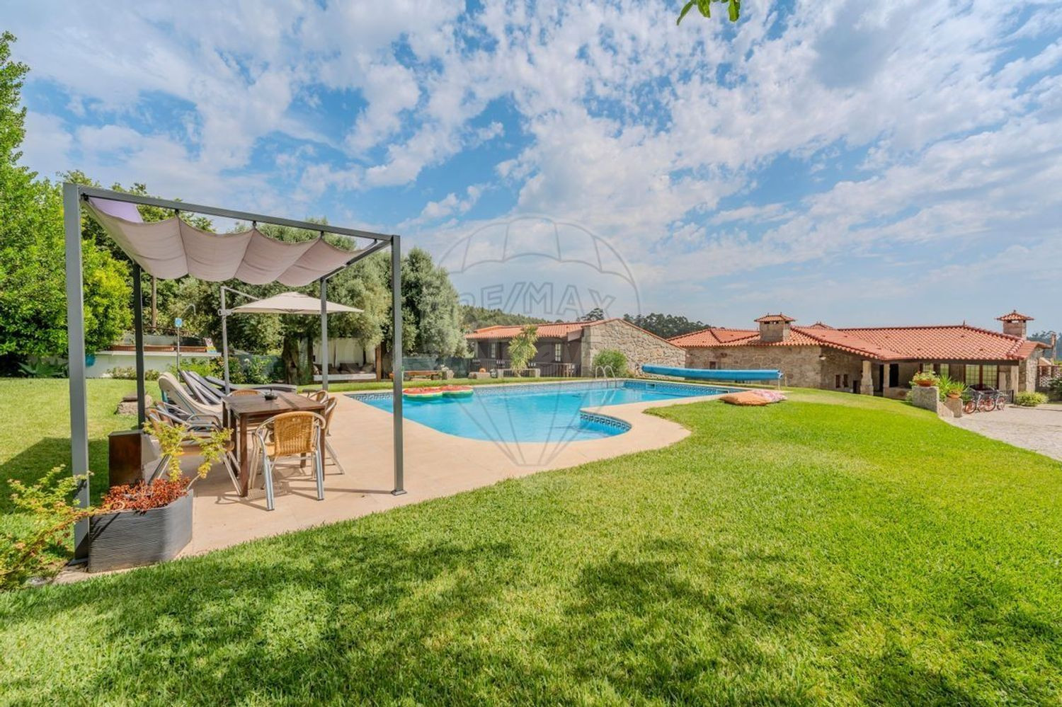 Chalet 9 habitaciones 820m² en venta - Sequeade e Bastuço