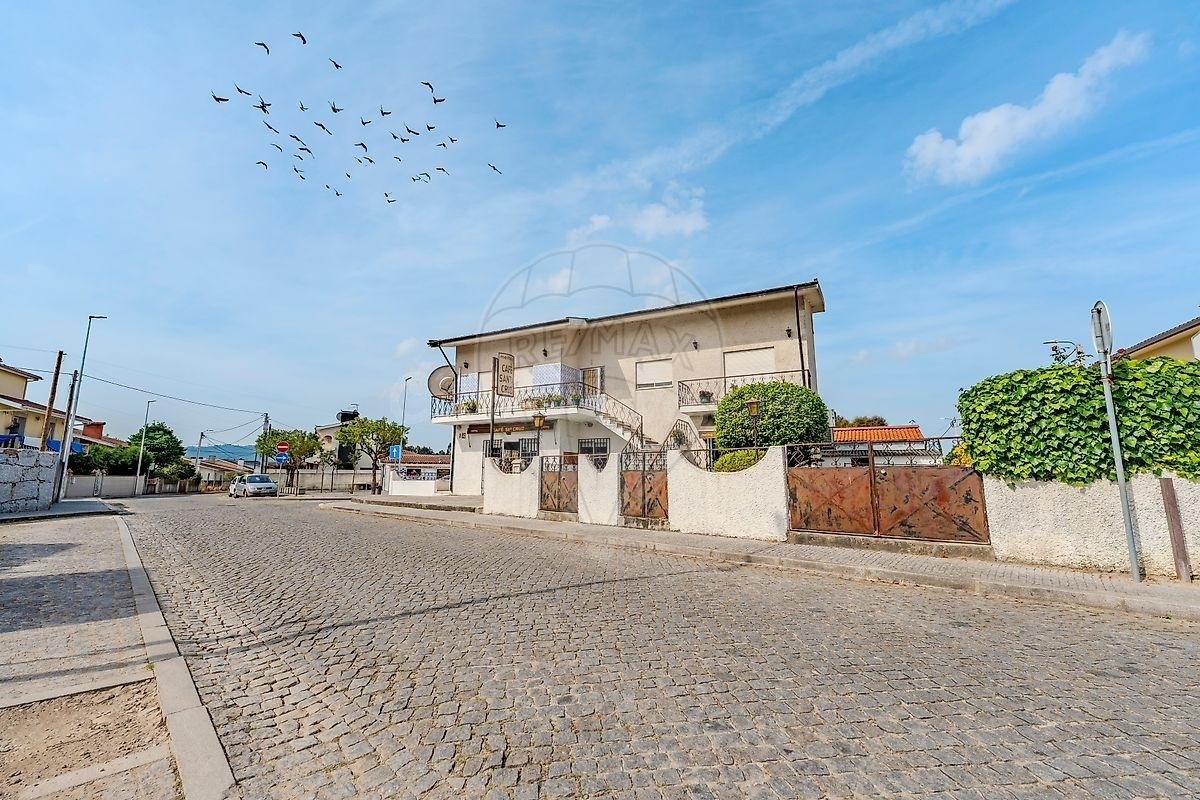 Chalet 3 habitaciones 255m² en venta - Merelim (São Paio) - Panoias - Parada de Tibães