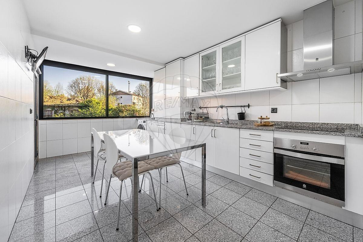 Apartamento 3 habitaciones 133m² en venta - Real - Dume - Semelhe