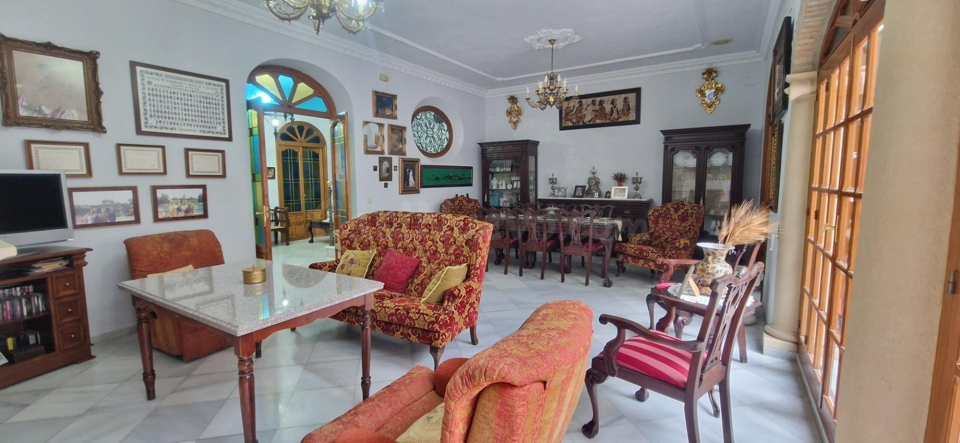 CASA EN VENTA FERNAN NUÑEZ - foto 3