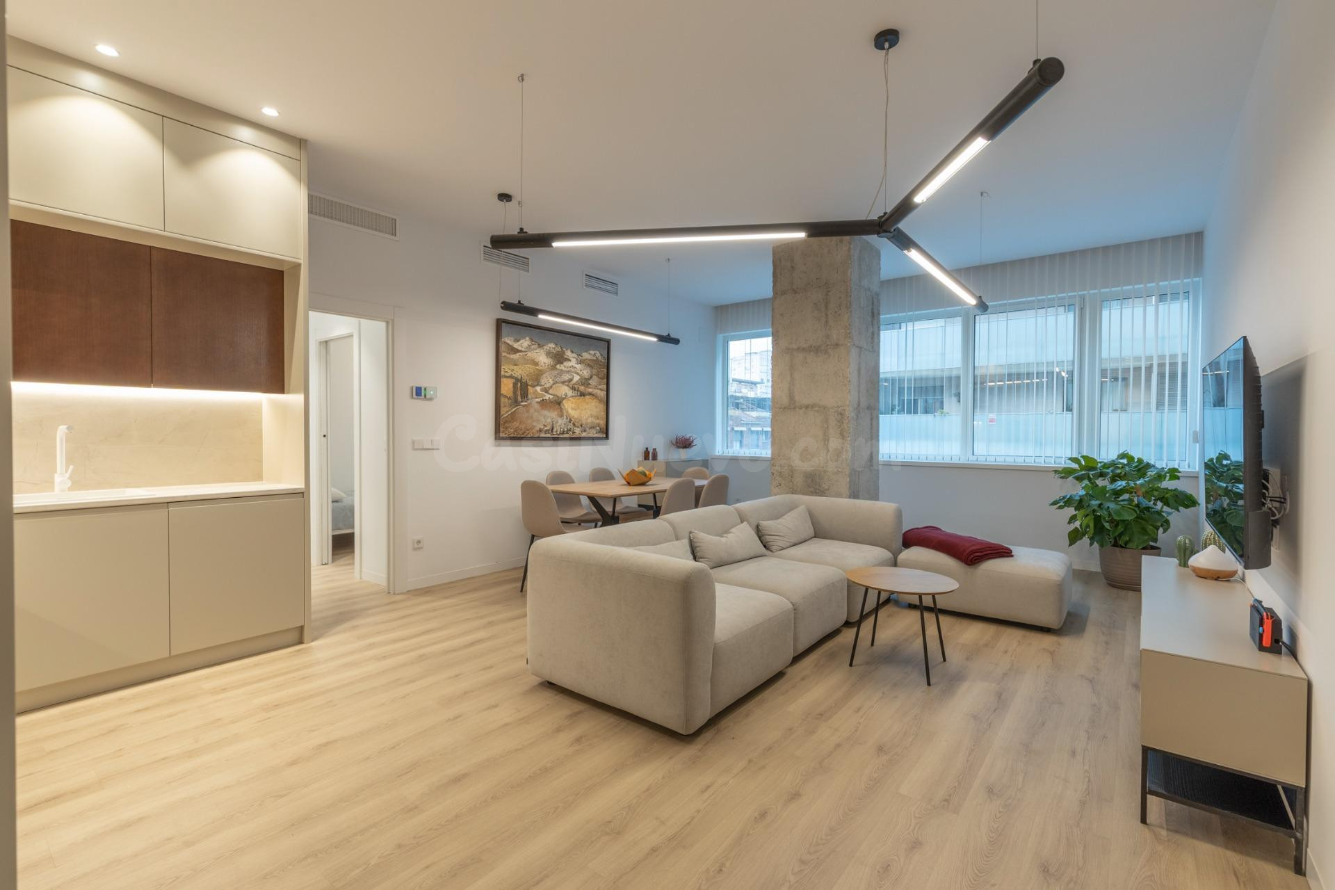 Se alquila habitación dentro de piso compartido con dos chicas estudiantes