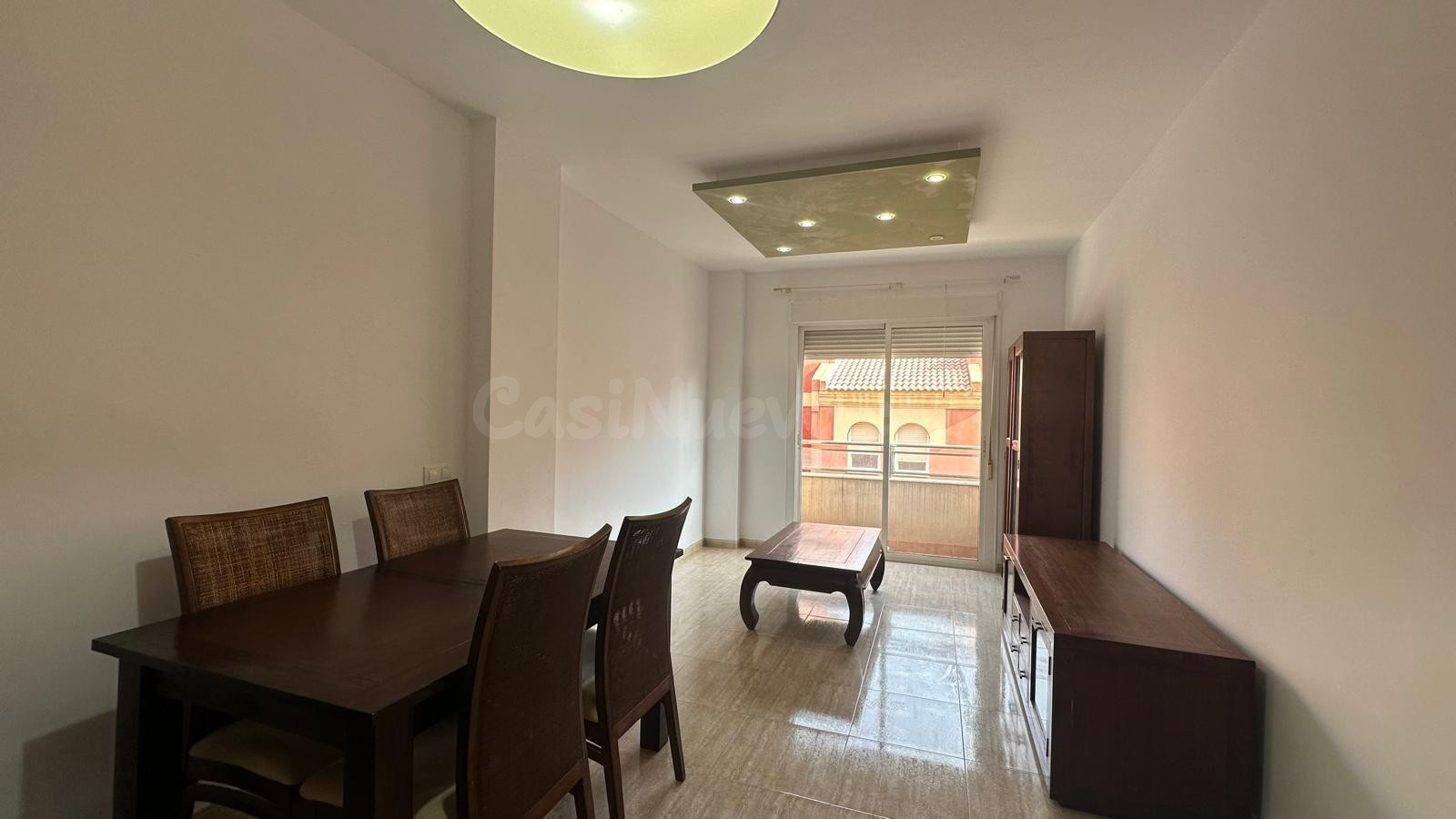 VENTA DE PISO DE DOS DORMITORIOS EN EL BARRIO DE LA ROCALLA - CTRA. DE LA MOJONERA.