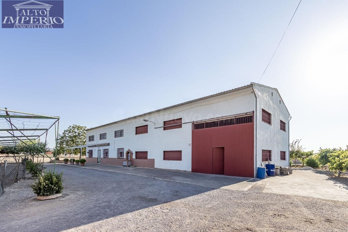 OPORTUNIDAD! CASA Y NAVE EN SANTA FÉ