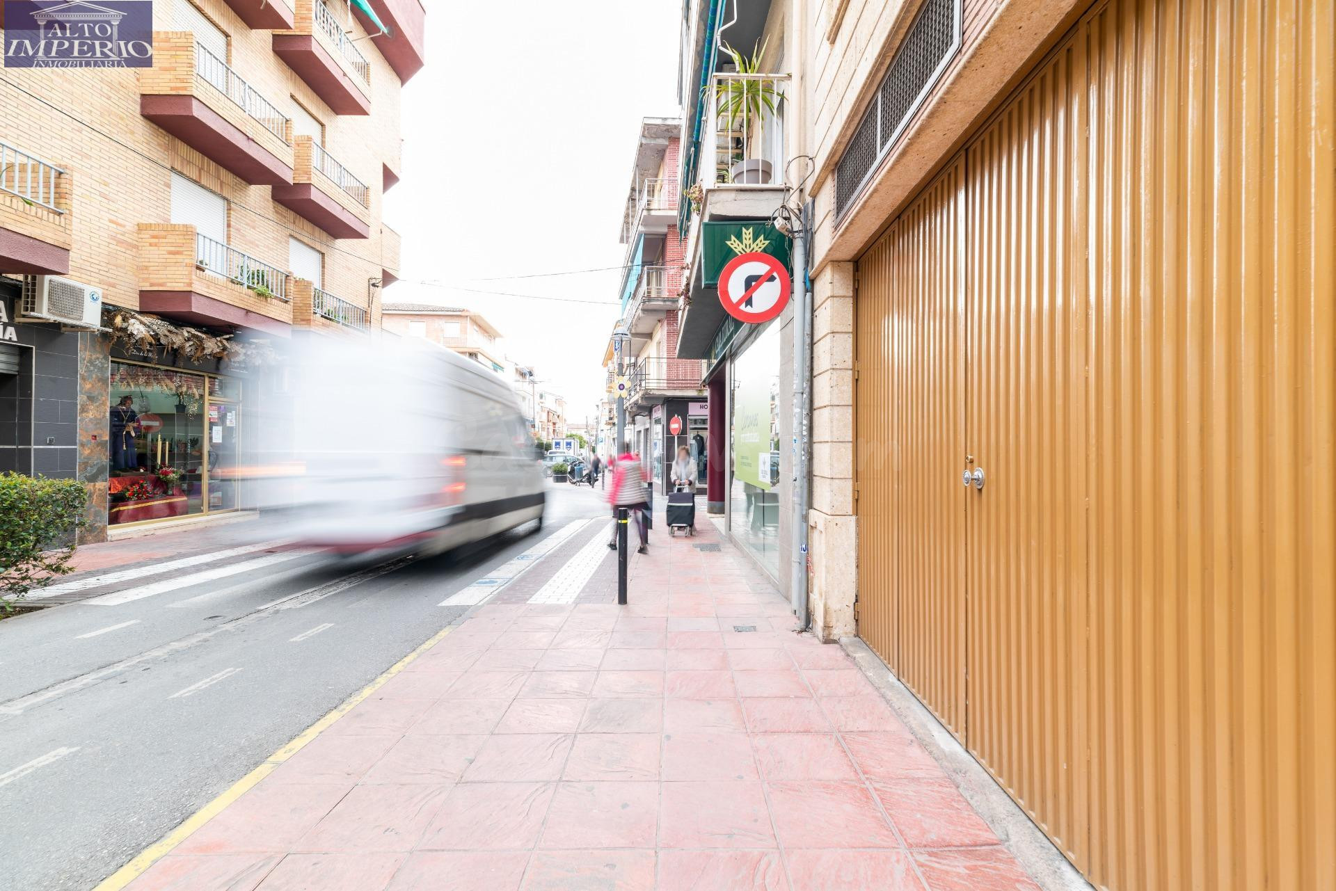 Oportunidad única: Local comercial en pleno centro de Peligros