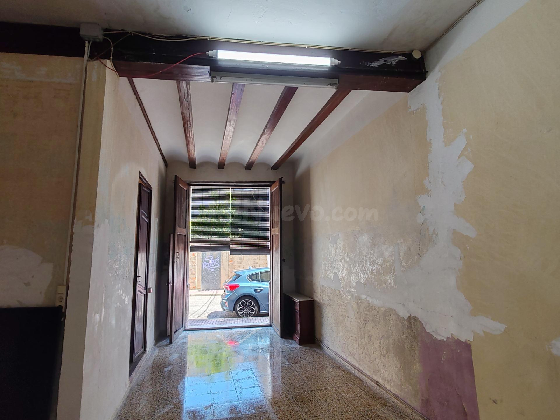 Casa en venta en Llaurí. - foto 2