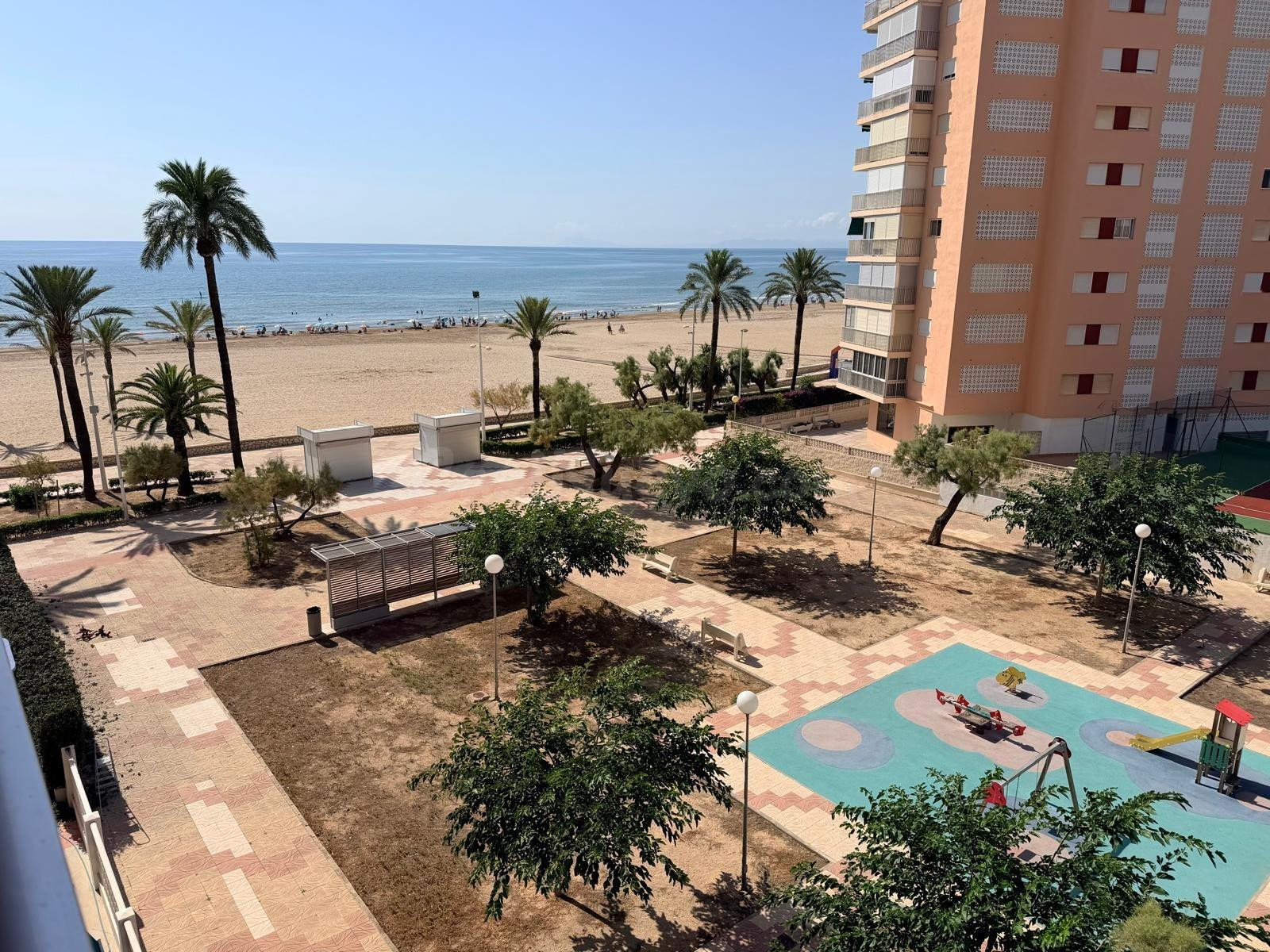 Apartamento en Primera Línea.