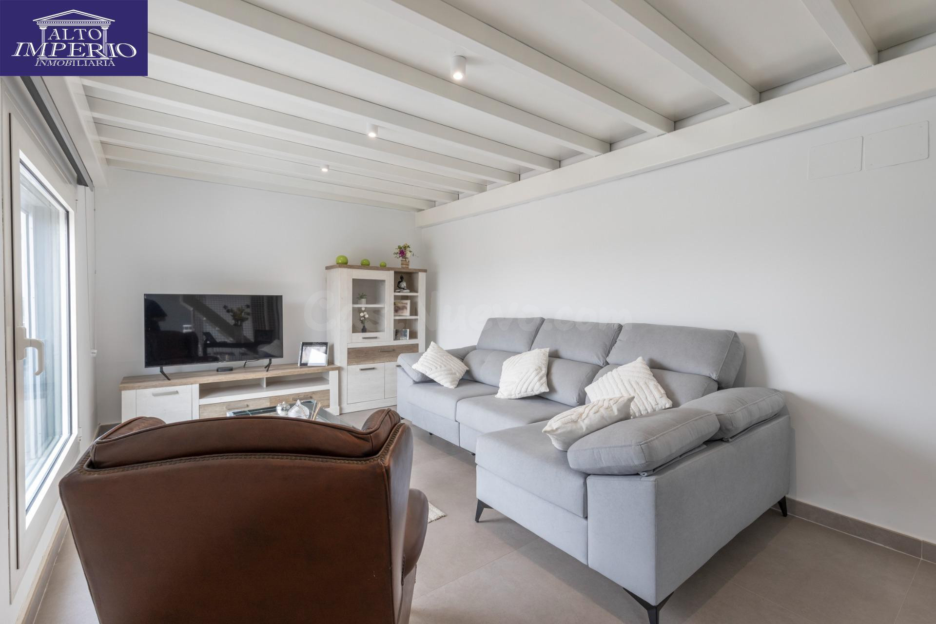 CASA DE 2019 EN BOLA DE ORO CON VISTAS A SIERRA NEVADA