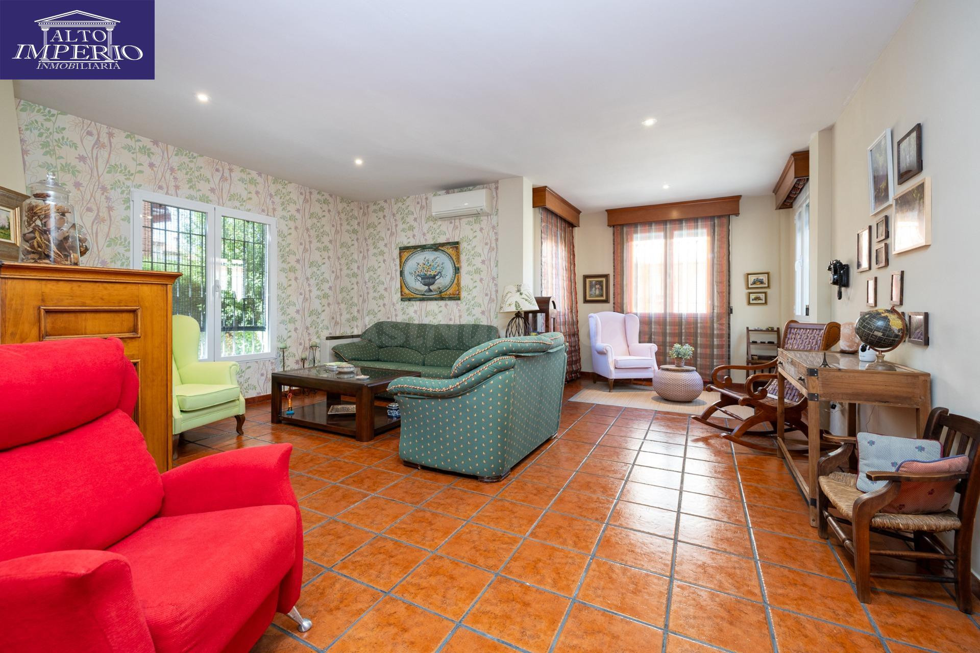 Preciosa casa en Ambroz lista para entrar
