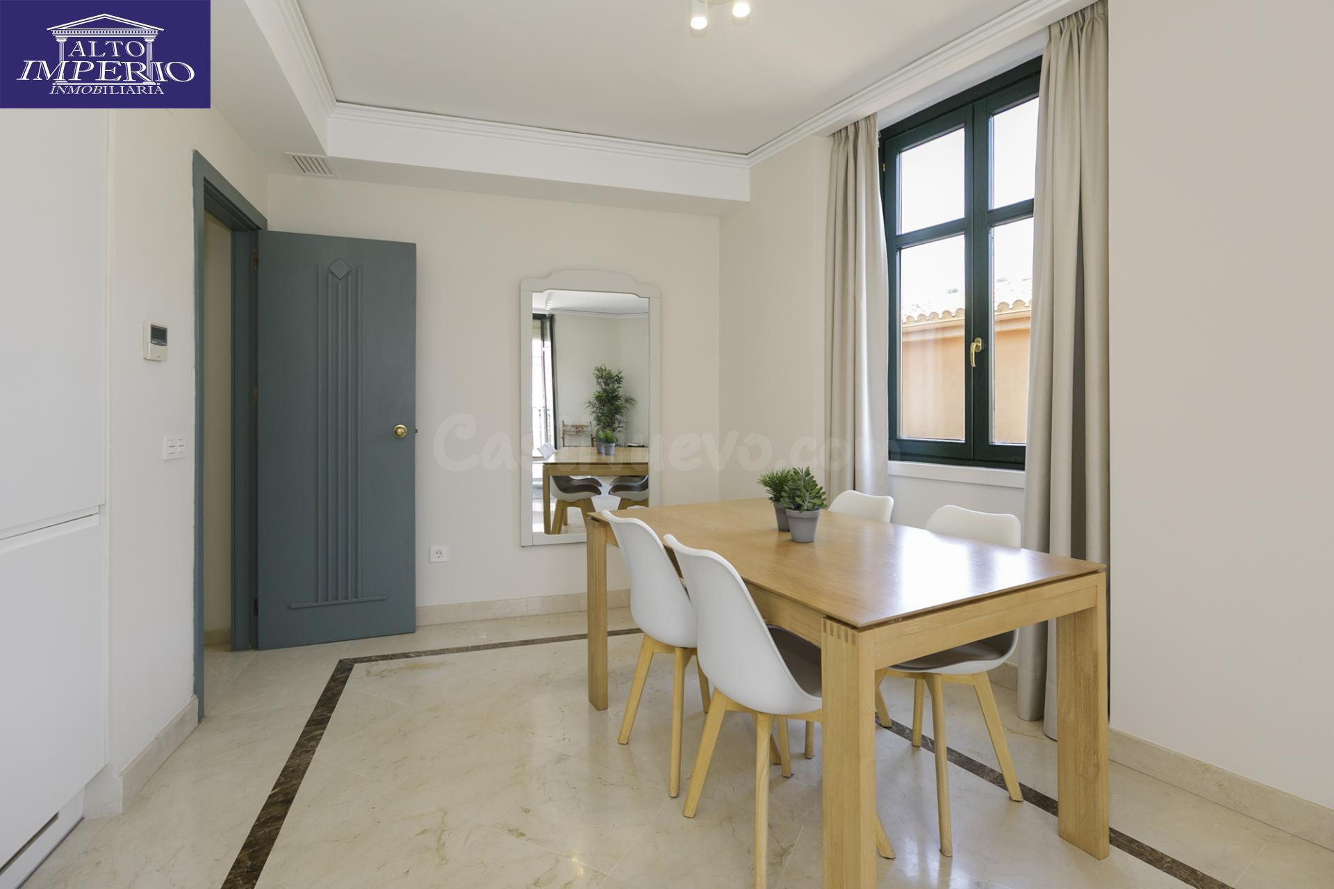 Precioso apartamento reformado en Gran Vía, pleno centro de Granada