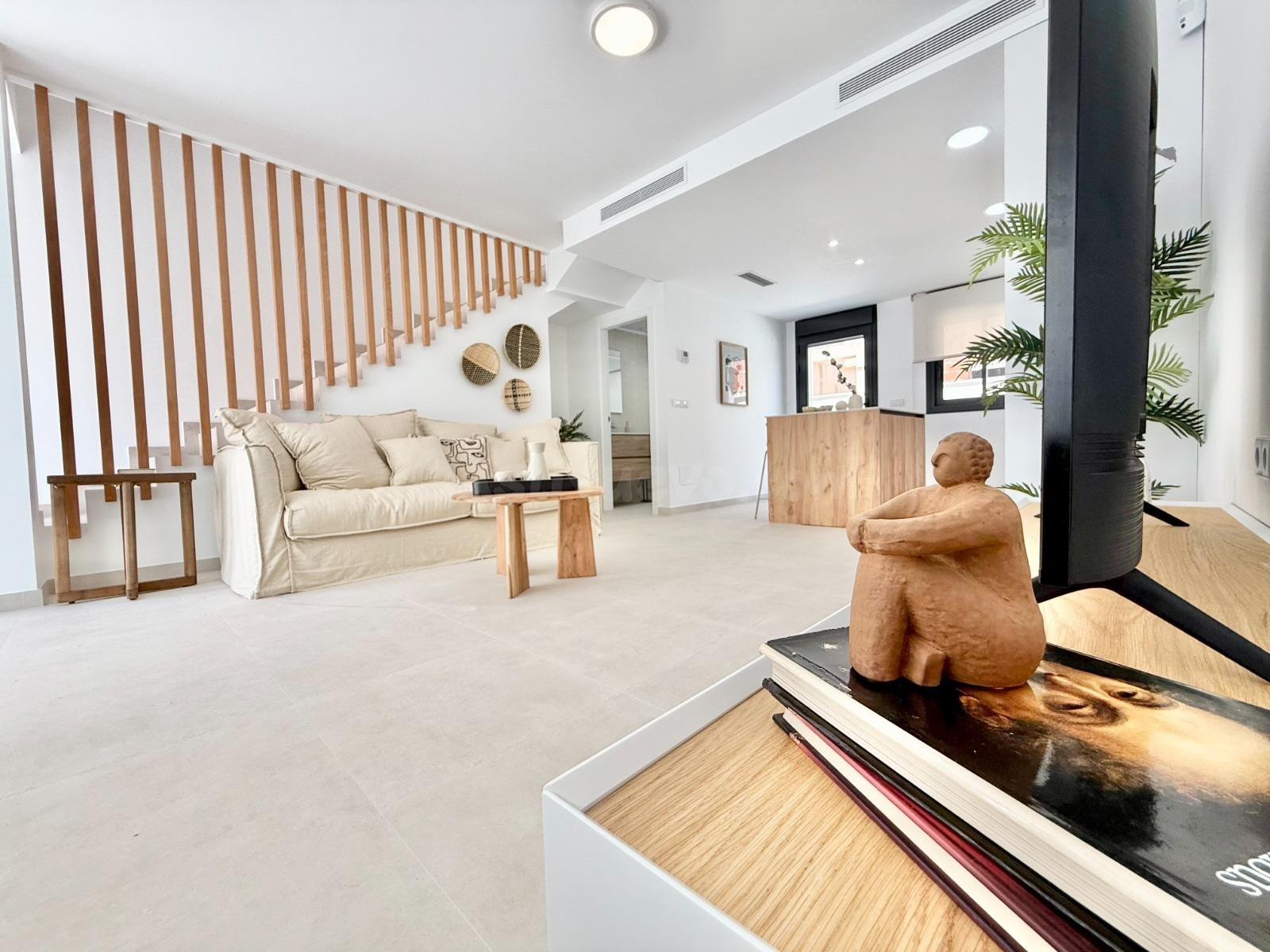 Adosados en venta en Cox - 44 casas modernas con grandes com - foto 2