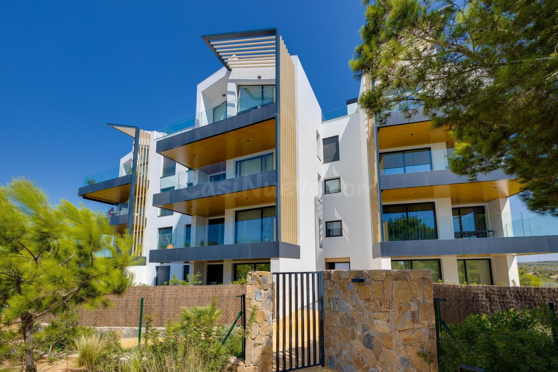 EXCLUSIVO APARTAMENTO DE LUJO EN PLANTA BAJA EN LAS COLINAS GOLF & COUNTRY CLUB ⛳