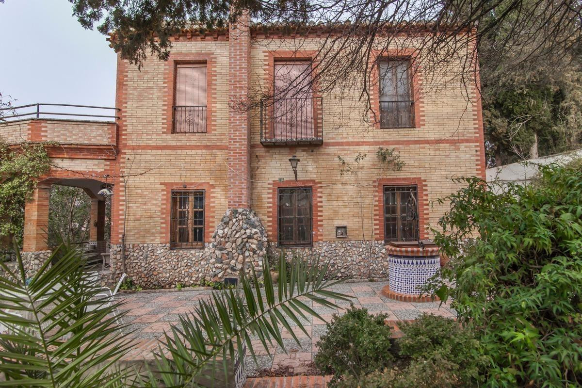 LA ZUBIA - GRANADA