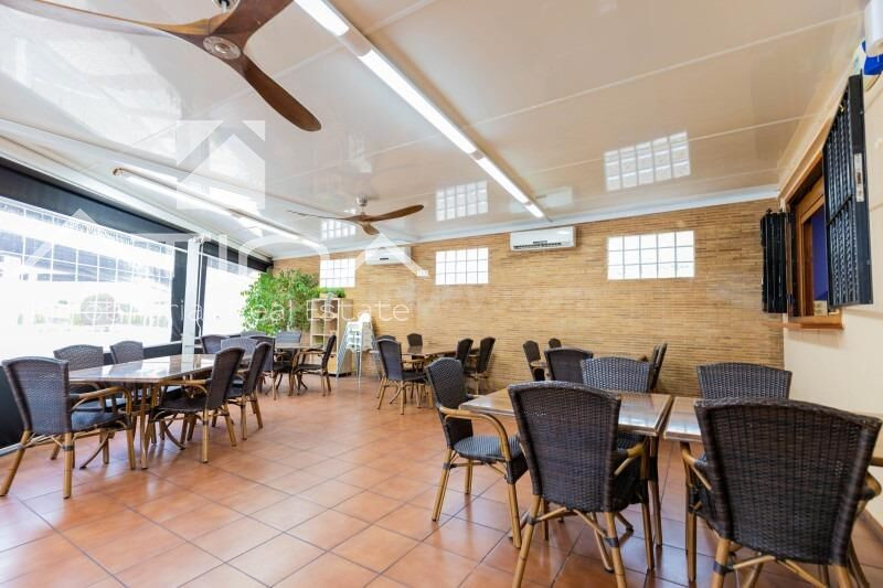 El Legado del Sabor en Playa de Daimús: Restaurante Bon Esta - foto 3
