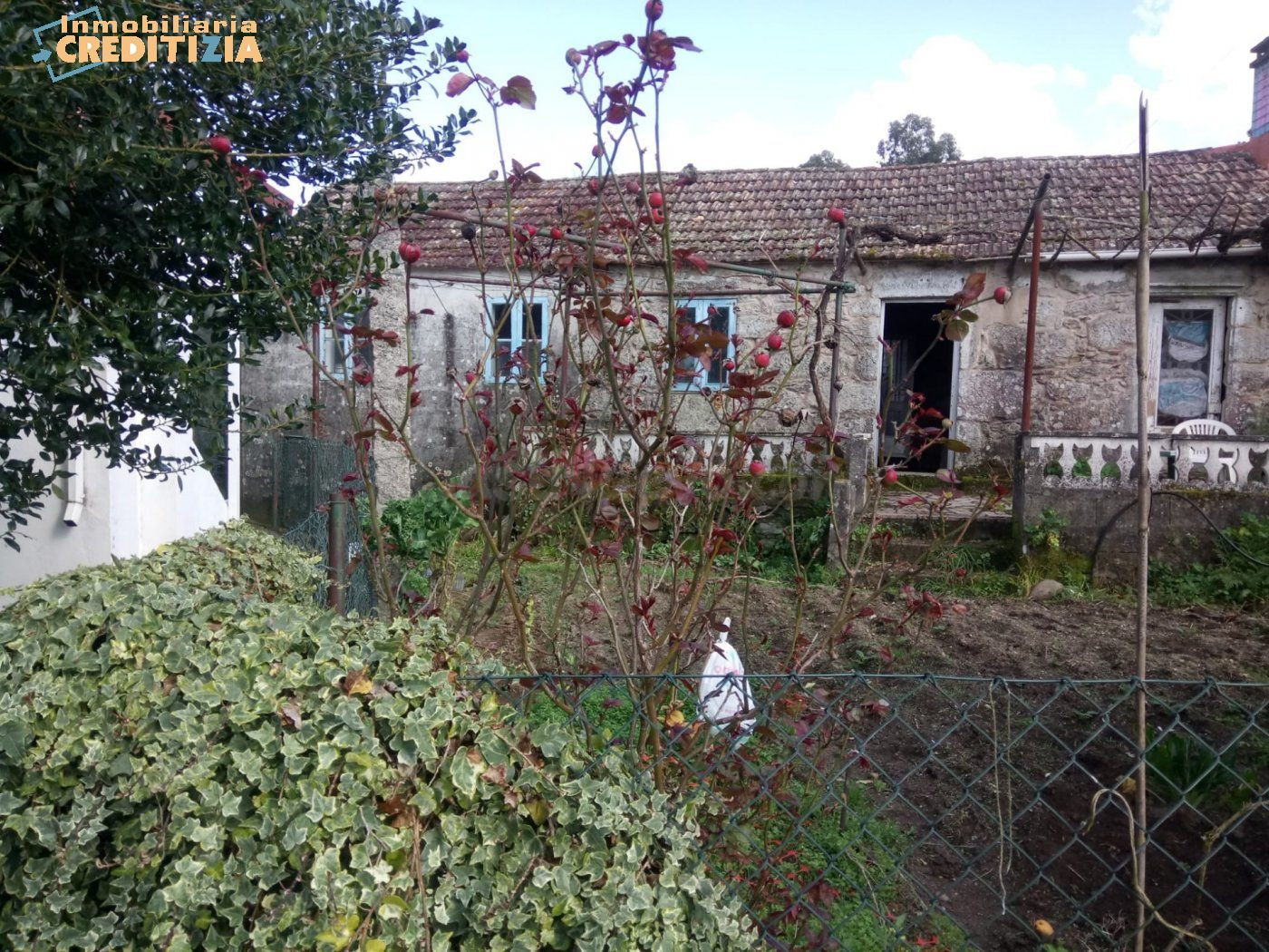 CASA CON TERRRENO - foto 2