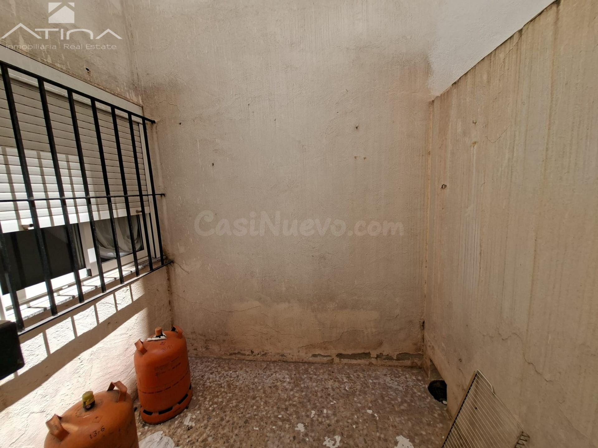 Piso en venta en Gandía con terraza, ascensor, trastero y a  - foto 4