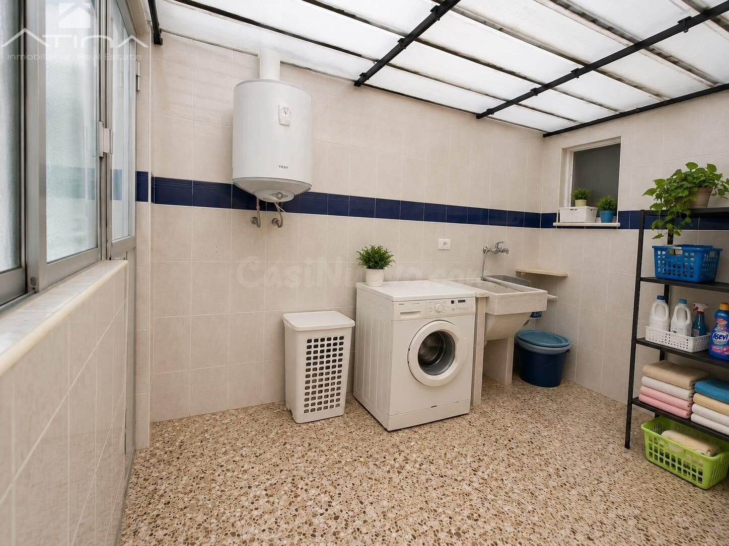 Piso en venta en Gandía con terraza, ascensor, trastero y a  - foto 5