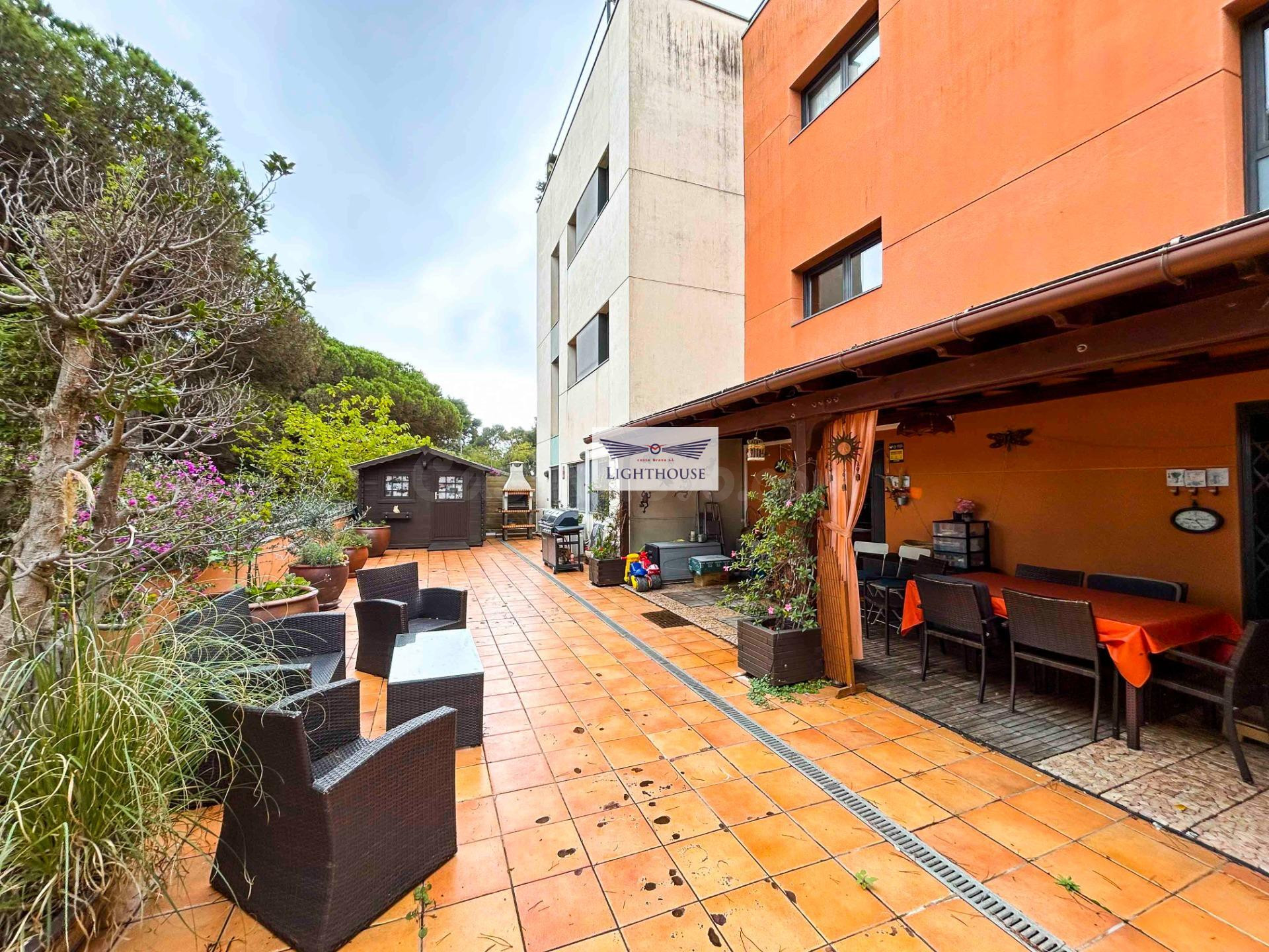 Apartamento en planta baja en un prestigioso complejo.