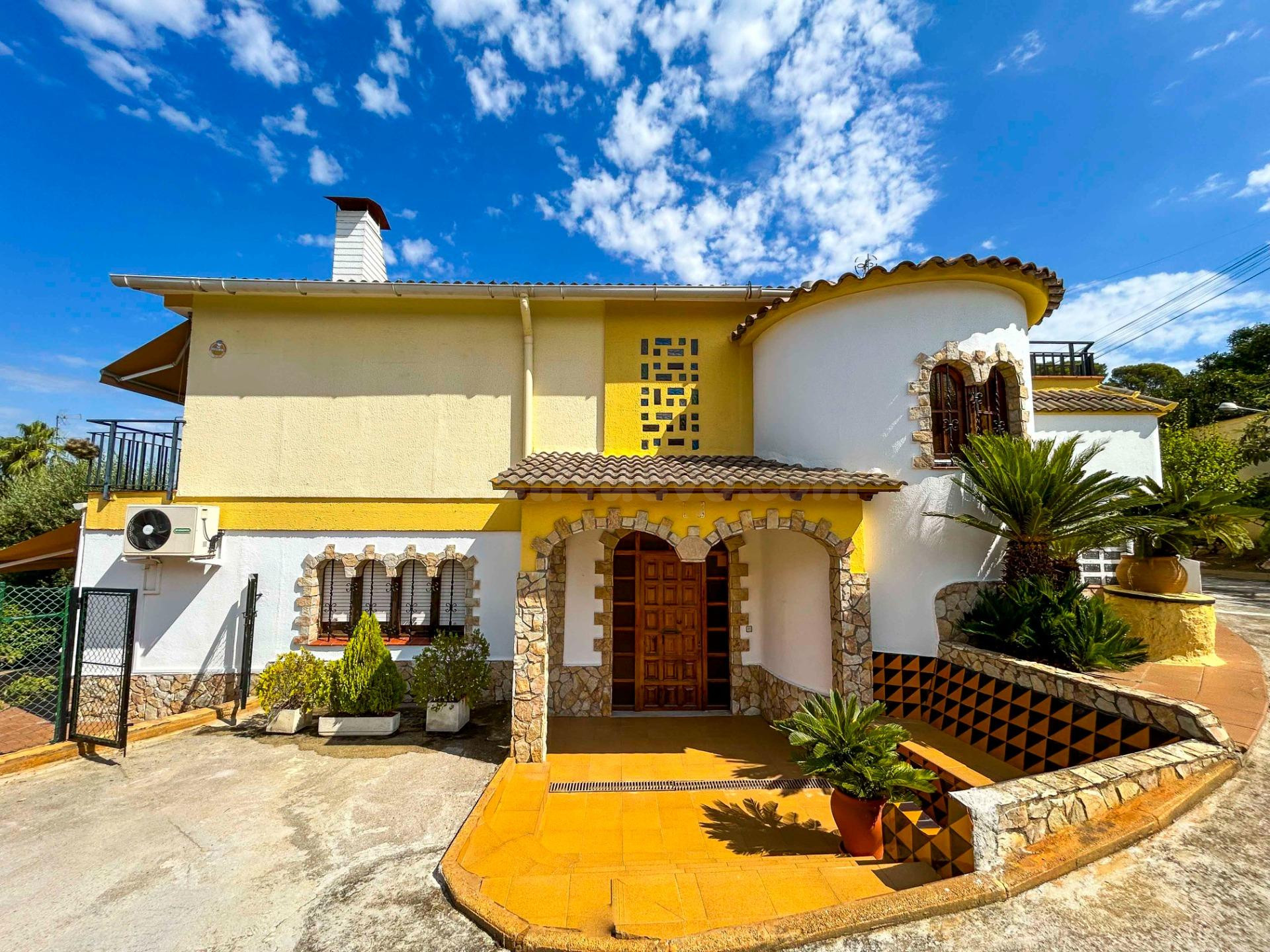 Villa con magníficas vistas.