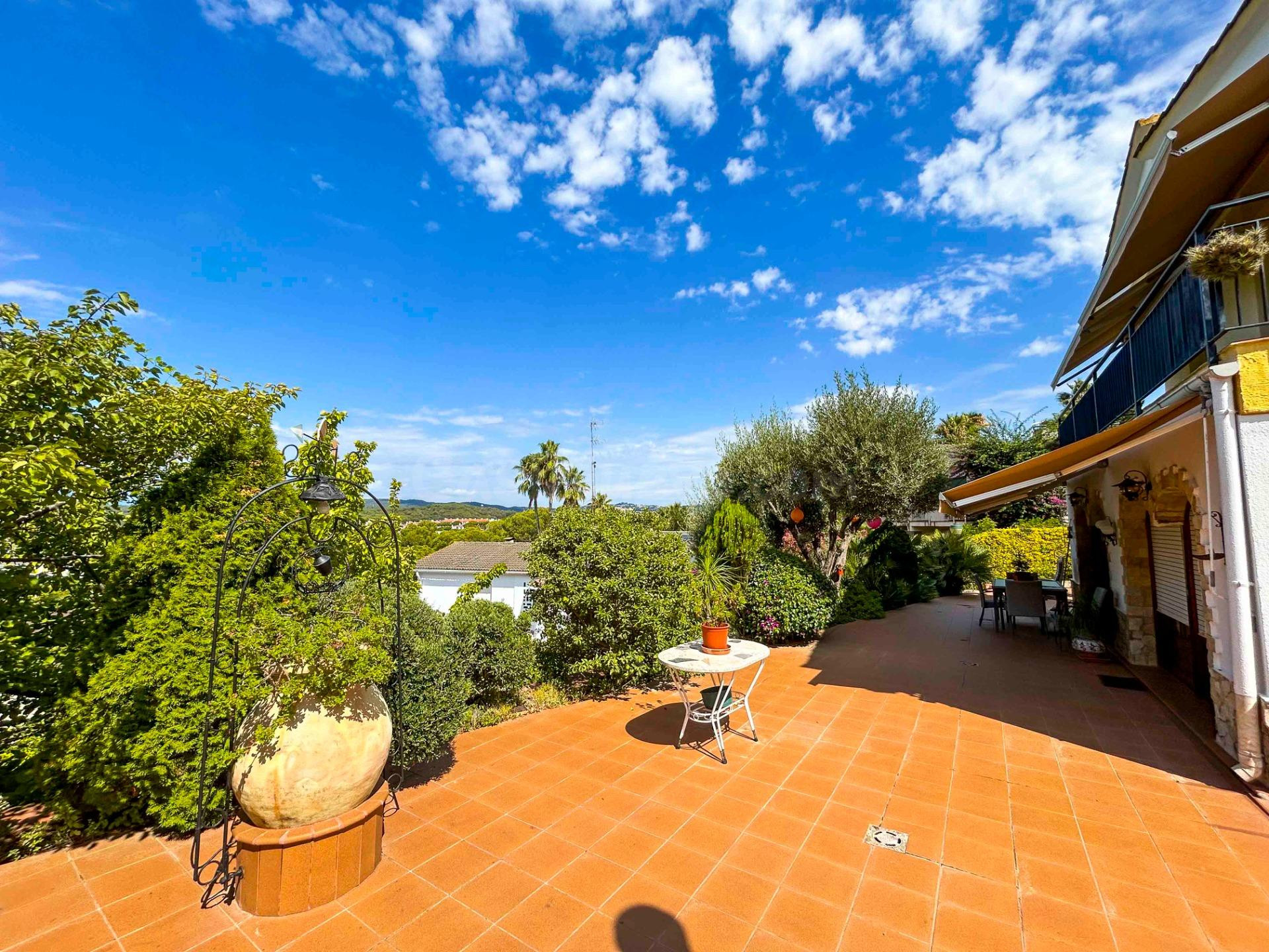 Villa con magníficas vistas. - foto 3