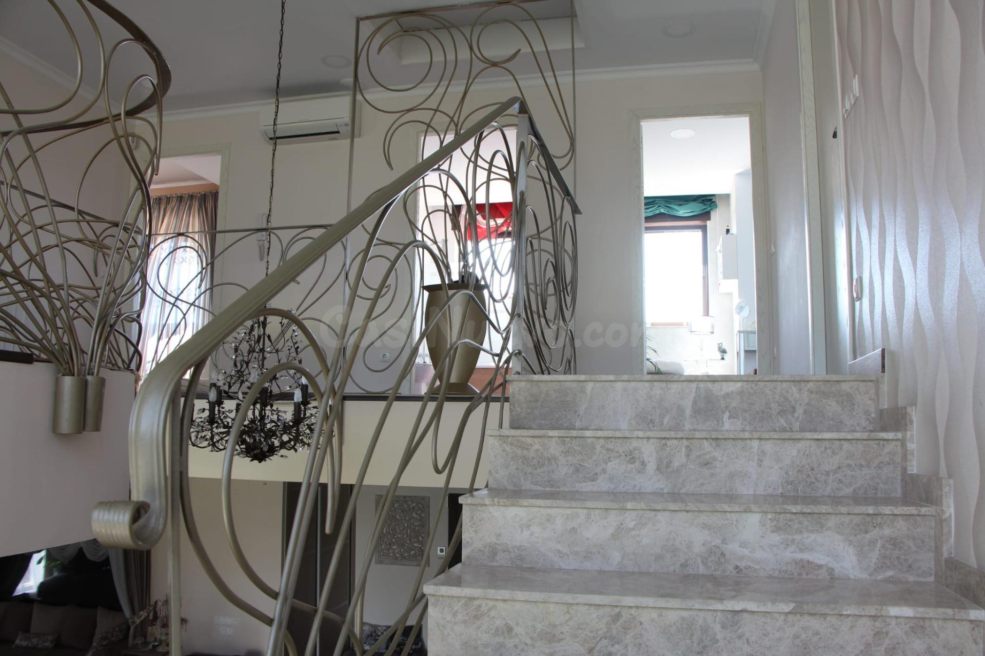 Villa en venta en la prestigiosa urbanización Condado de Jar - foto 5