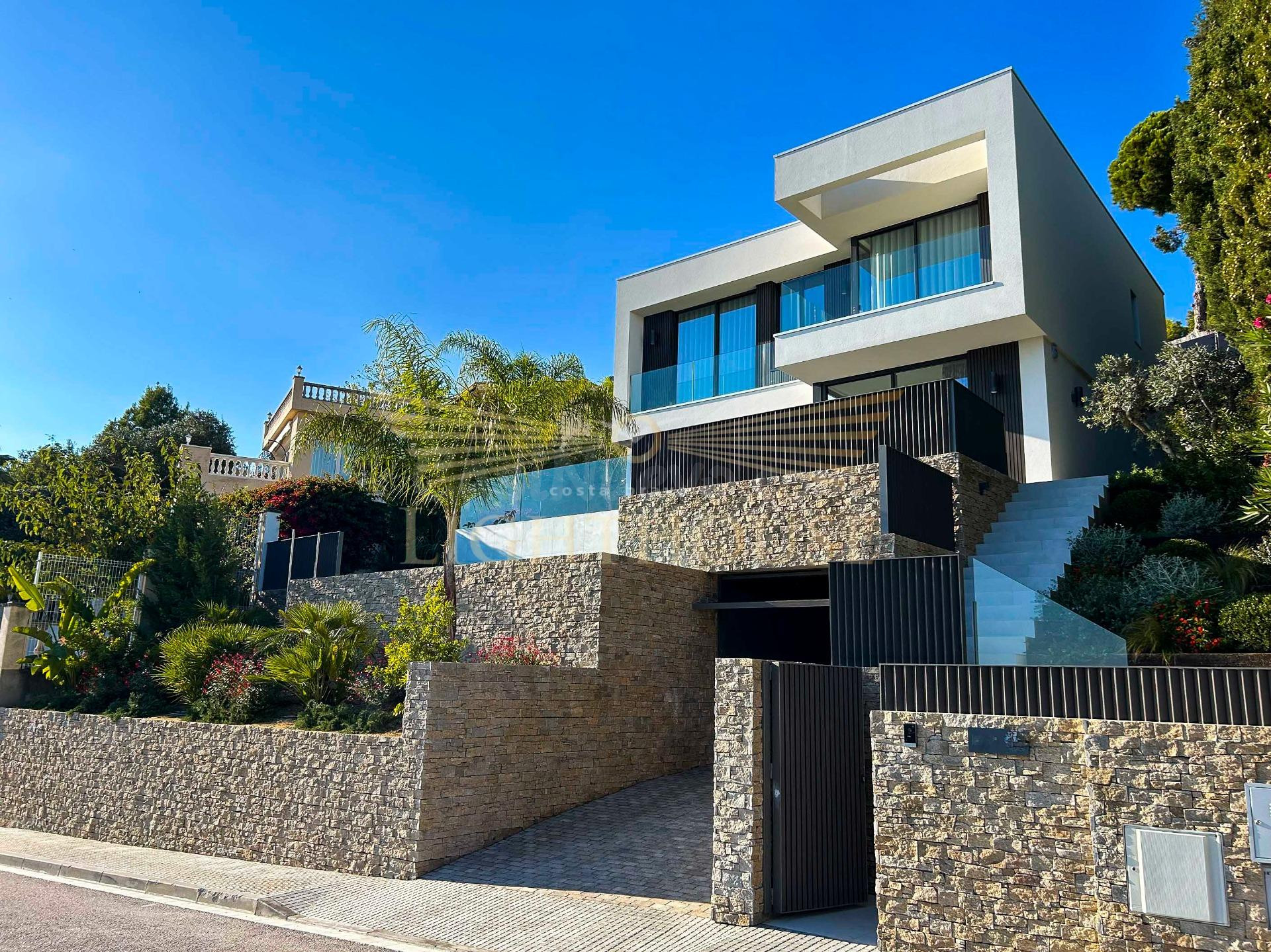 Magnífica villa con vistas al mar.