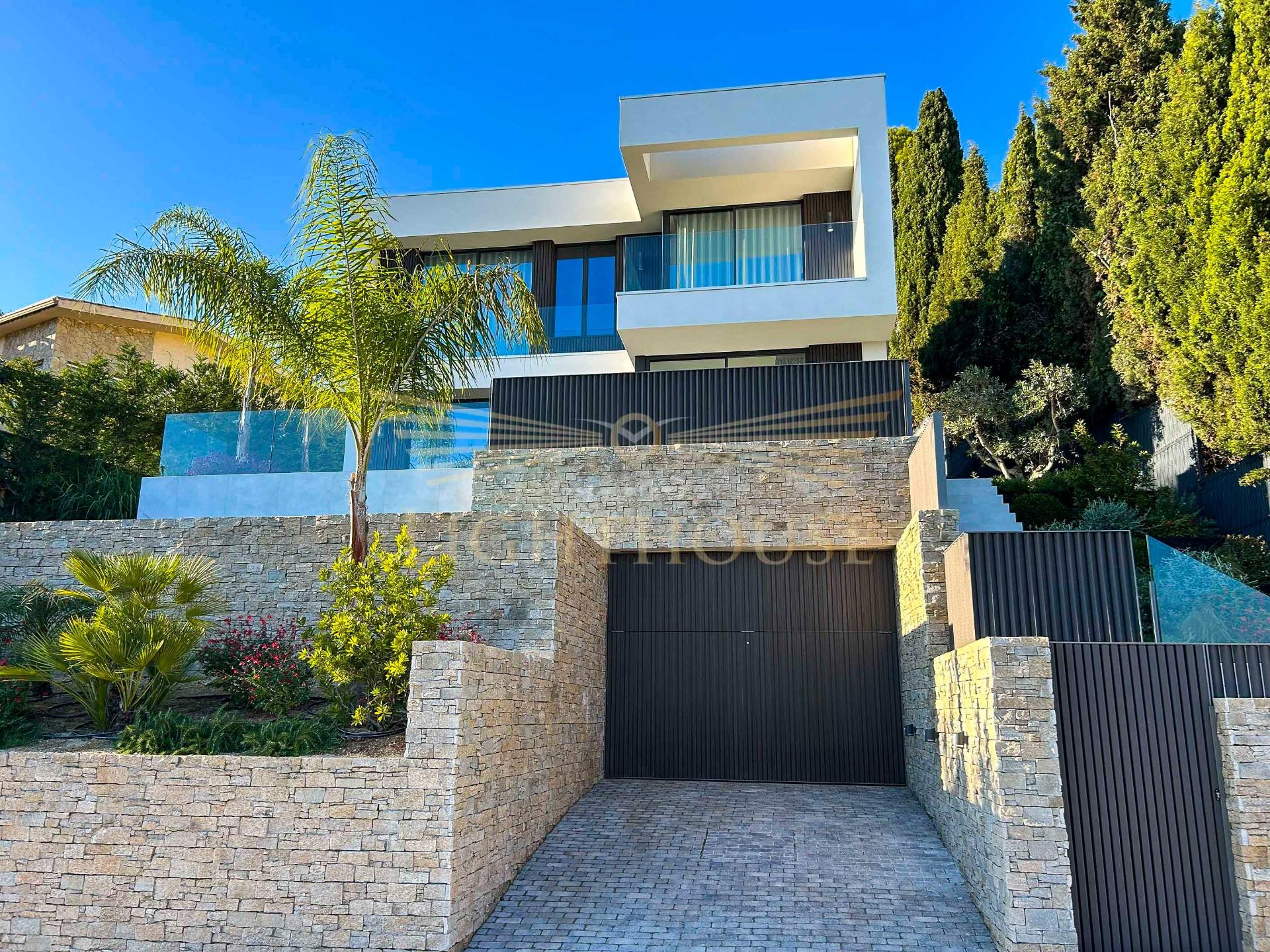 Magnífica villa con vistas al mar. - foto 2