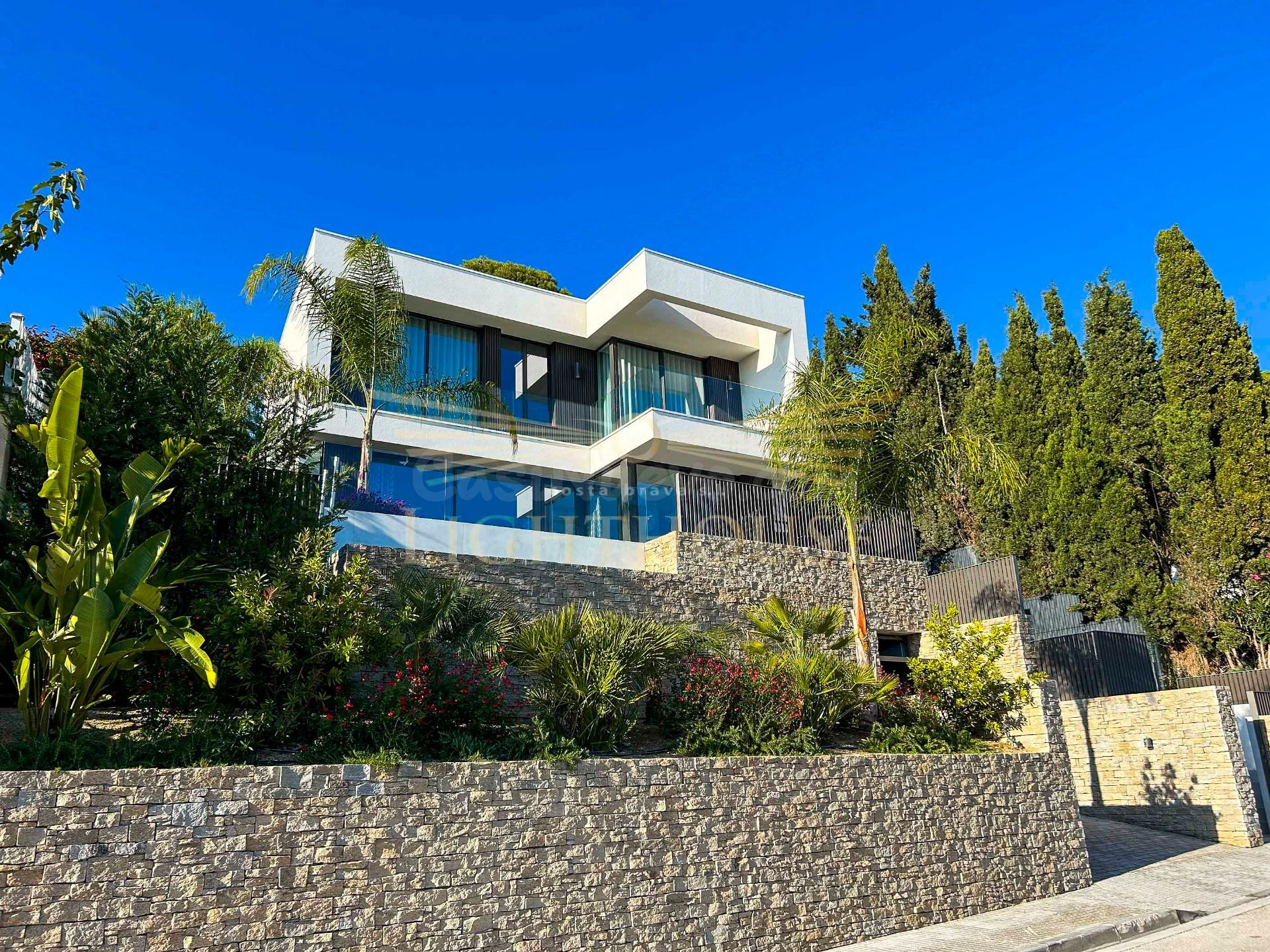 Magnífica villa con vistas al mar. - foto 3