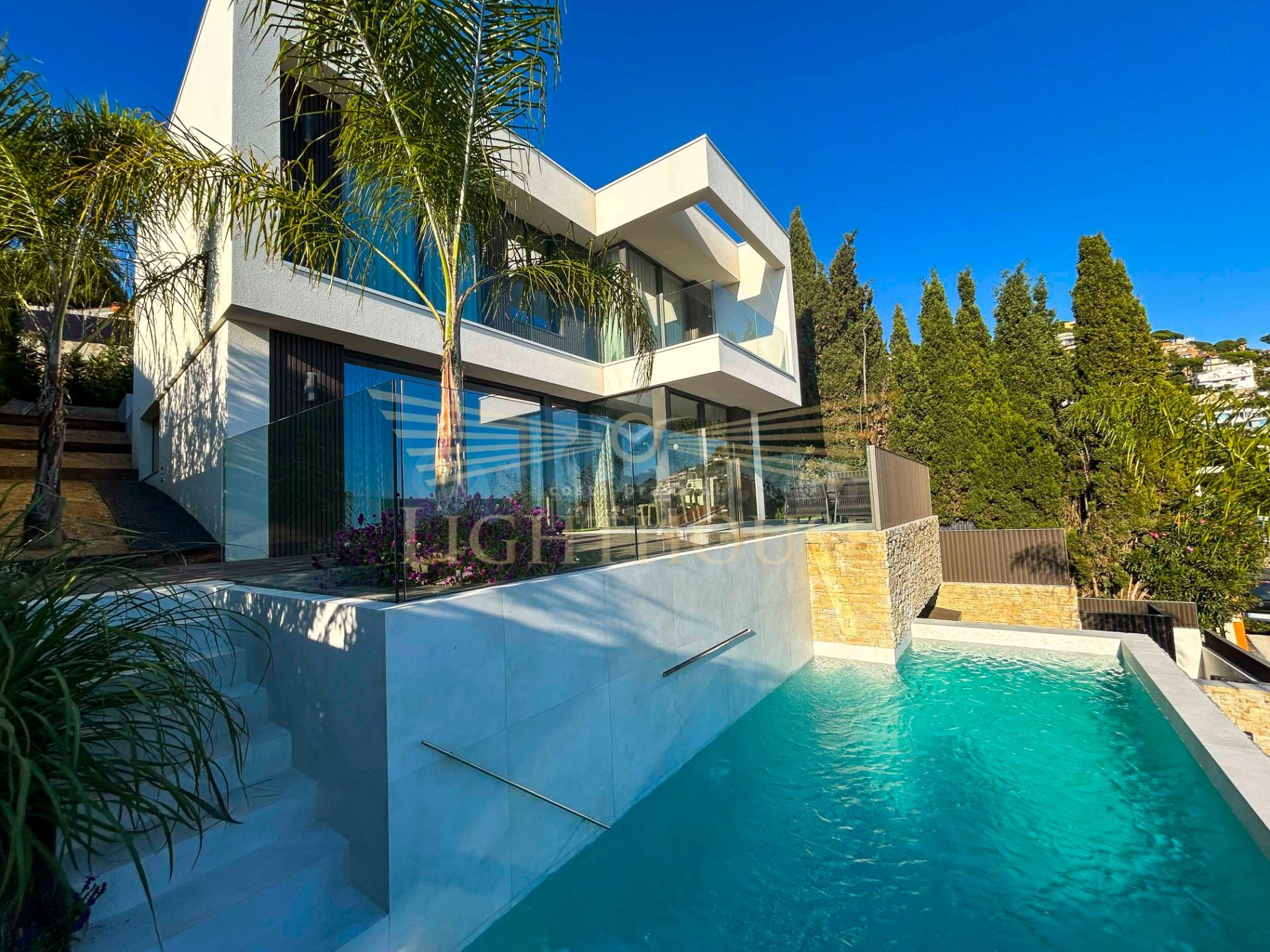 Magnífica villa con vistas al mar. - foto 4