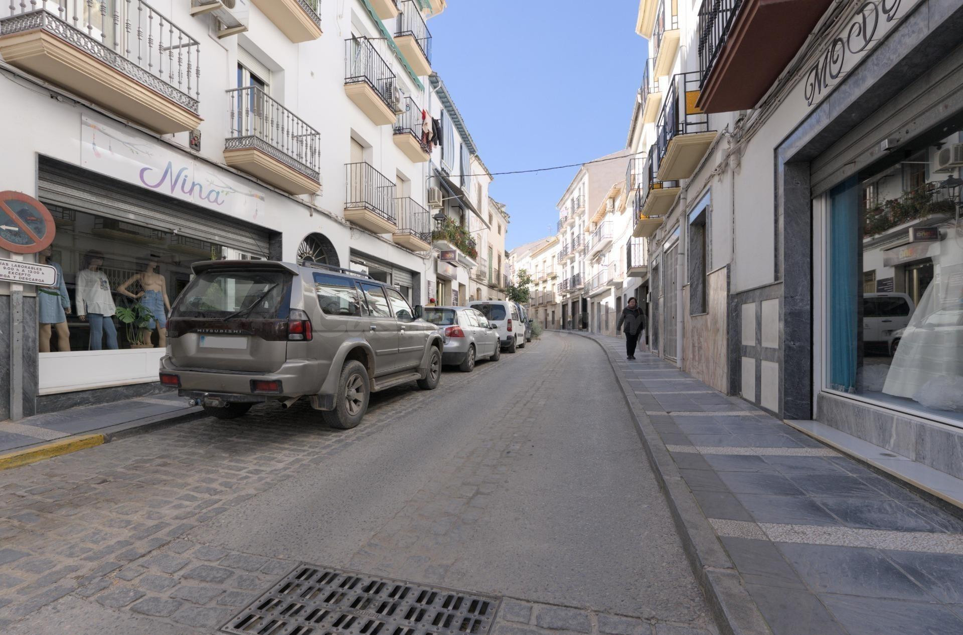 ¡Oportunidad Única! Espacio Comercial en el Corazón de Monte - foto 2