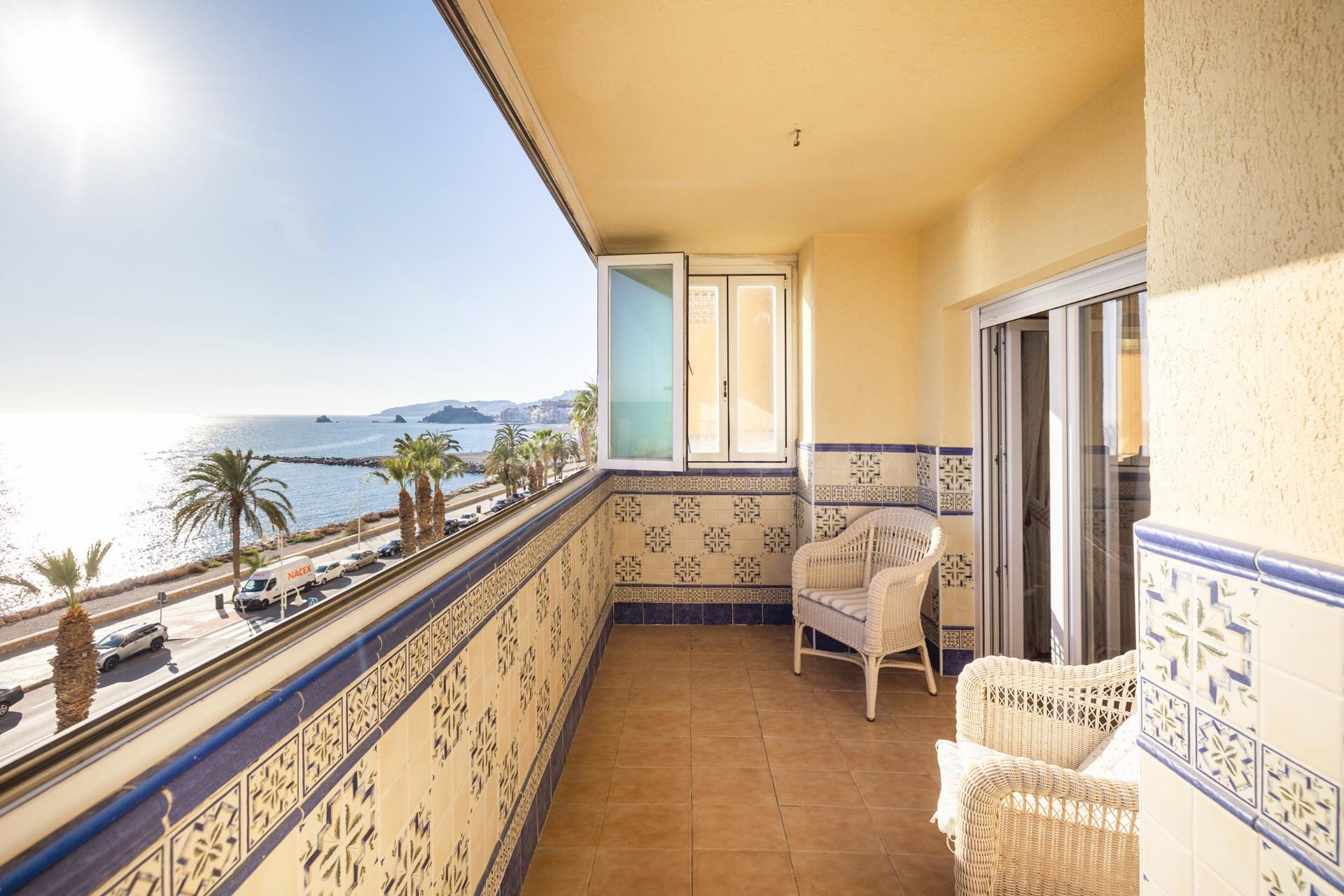 !!Espectacular vivienda en primera linea de playa!!