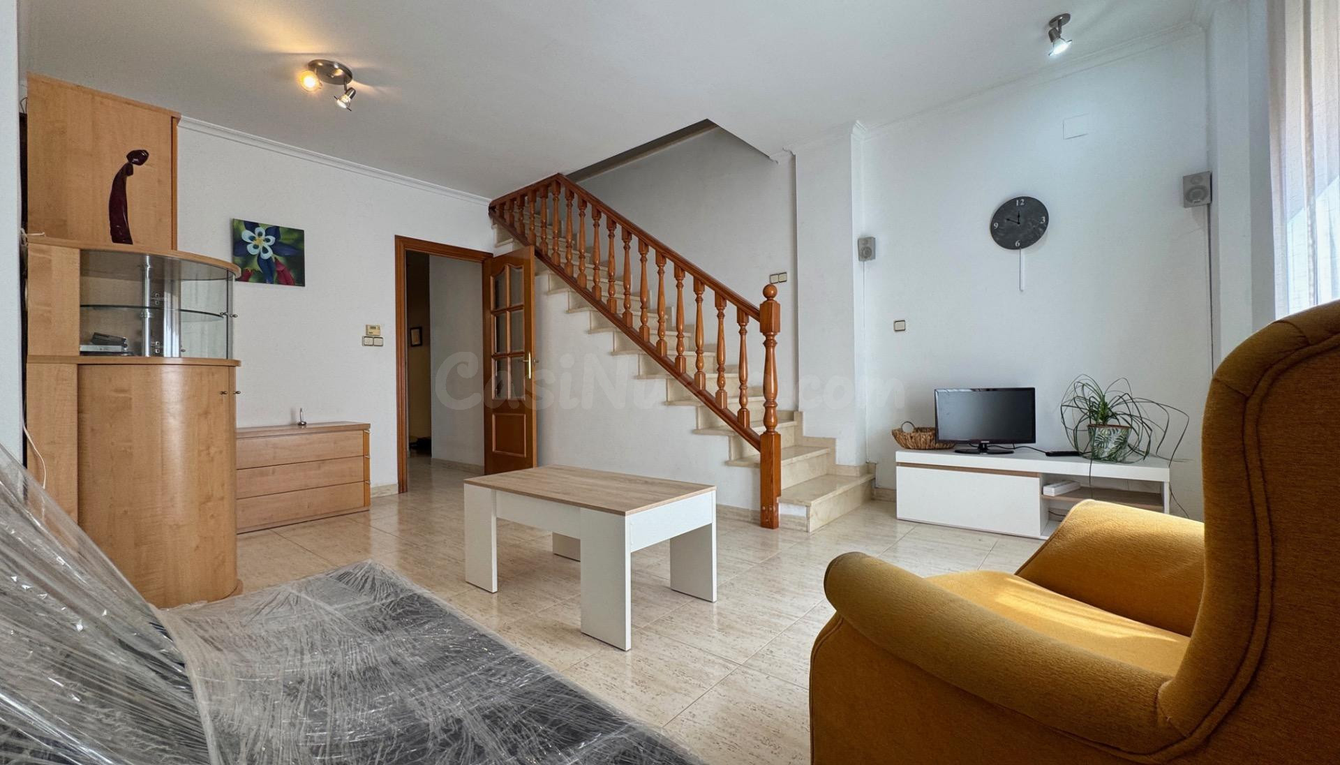 Amplia casa de pueblo en Benissa con garaje y terraza solárium